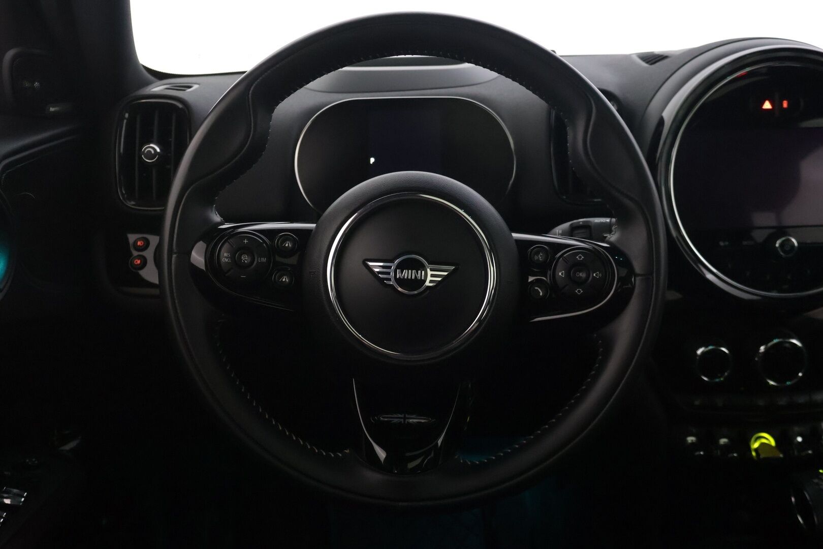 MINI Countryman 2021 Cooper SE ALL4 A Maximise - | H&K | ACC | HUD | P.Kamera | Panorama | Muistipenkki | Merkki huollettu | Nahkapenkit |