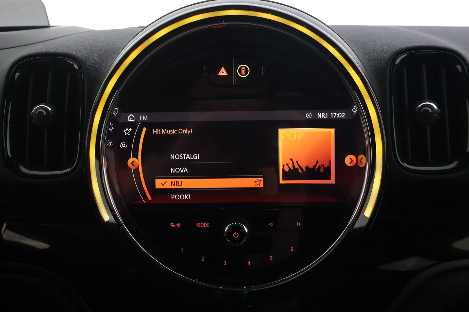 MINI Countryman 2021 Cooper SE ALL4 A Maximise - | H&K | ACC | HUD | P.Kamera | Panorama | Muistipenkki | Merkki huollettu | Nahkapenkit |