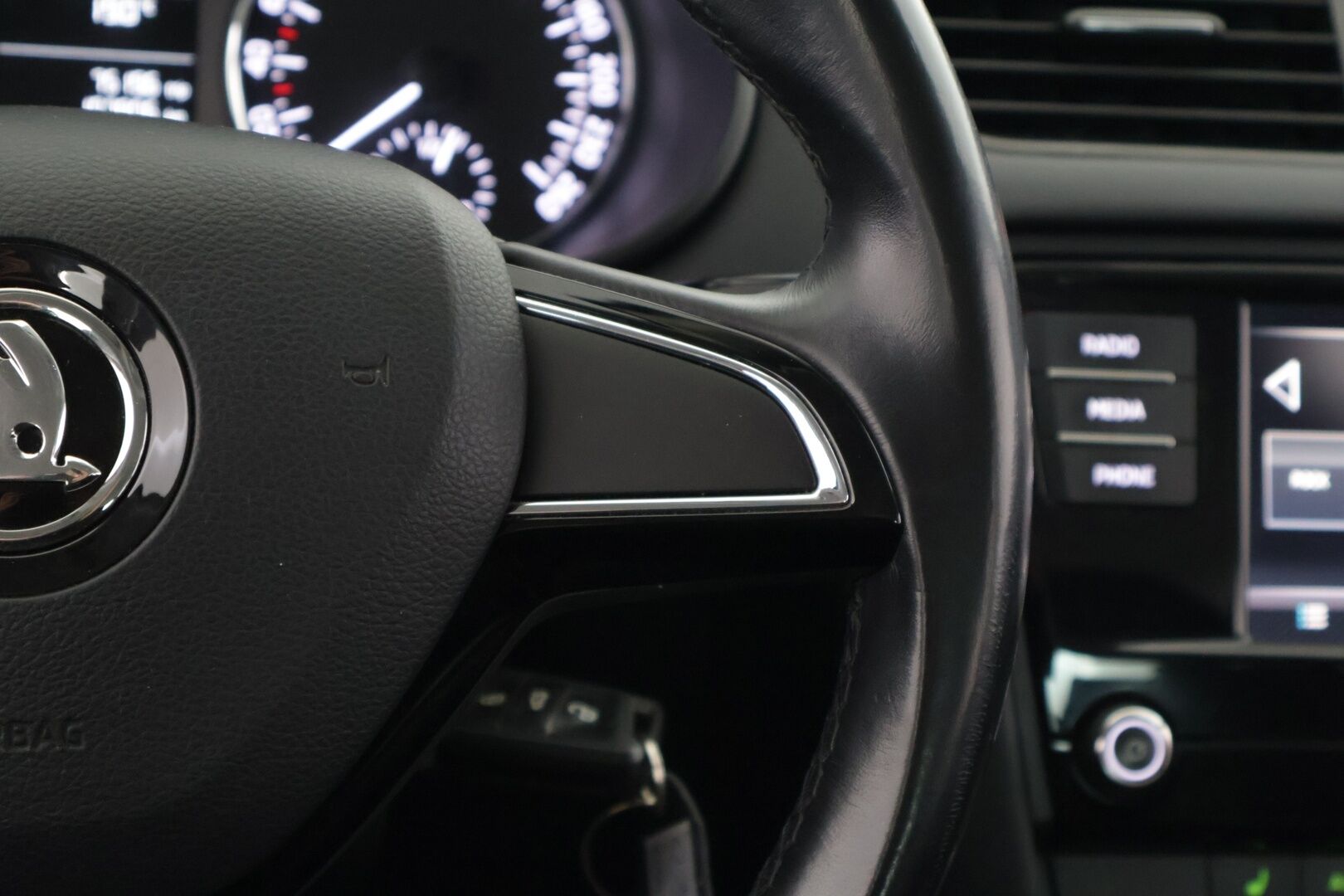 Skoda Octavia 2018 1,0 TSI Active - ** Facelift / Vakkari / Bluetooth / Läm. Peilit **