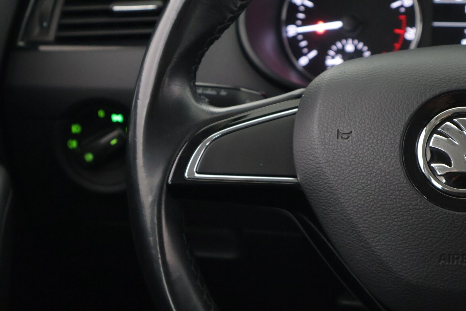 Skoda Octavia 2018 1,0 TSI Active - ** Facelift / Vakkari / Bluetooth / Läm. Peilit **