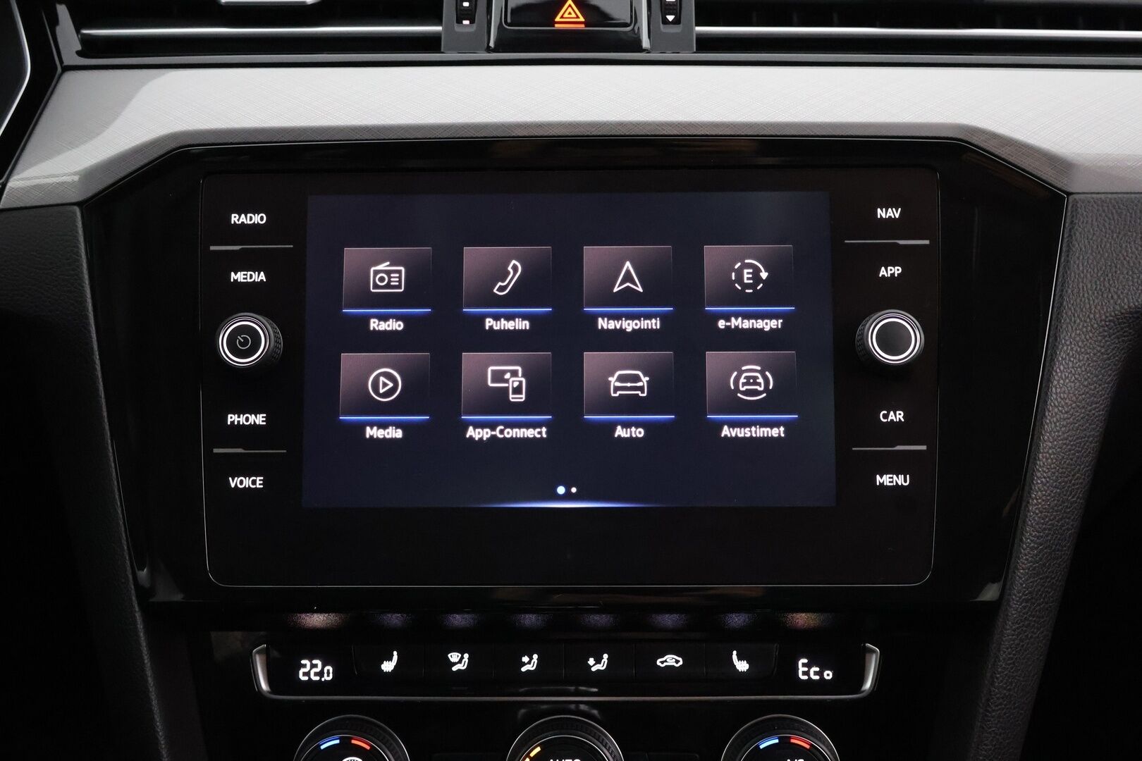 Volkswagen Passat 2020 Variant GTE Plug-In Hybrid 160 kW (218 hv) DSG-automaatti - ACC | Webasto | Koukku | P-kamera | Nahka-alcantara | LED | 