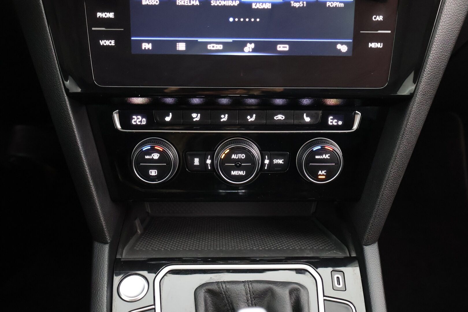 Volkswagen Passat 2020 Variant GTE Plug-In Hybrid 160 kW (218 hv) DSG-automaatti - ACC | Webasto | Koukku | P-kamera | Nahka-alcantara | LED | 