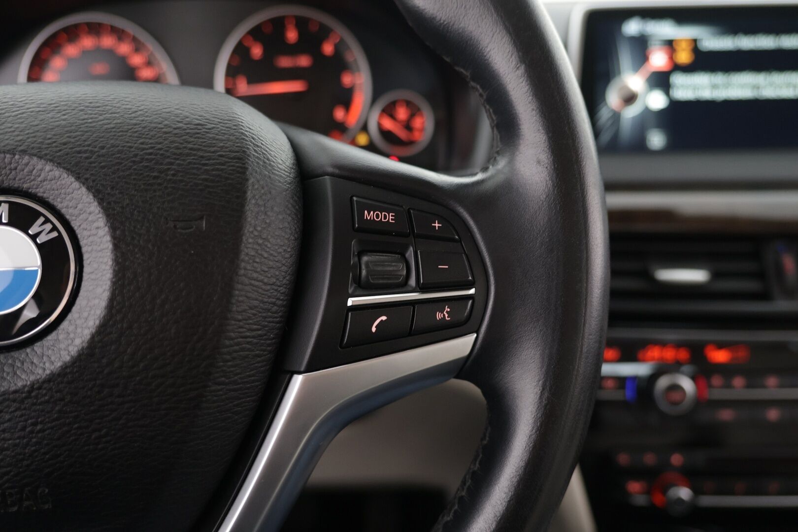 BMW X5 2015 F15 xDrive25d TwinPower Turbo A *Harman&Kardon / Nahkasisusta / Kessy!*