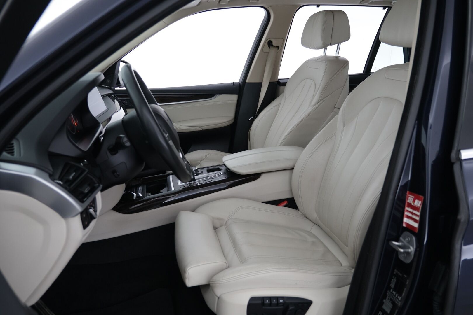 BMW X5 2015 F15 xDrive25d TwinPower Turbo A * Muistipenkit / H&K / Xenon / Sähköluukku / Prof.Navi / Vakkari * - HULLUT AVAJAISHULINAT KORKOTARJOUS 3,29 %