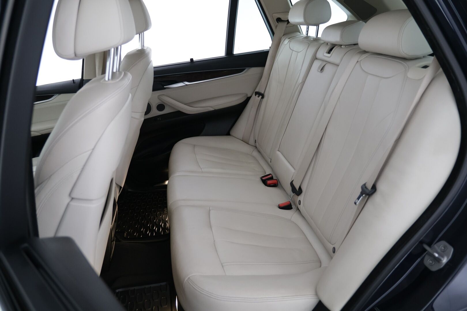 BMW X5 2015 F15 xDrive25d TwinPower Turbo A - | Muistipenkit | H&K | Xenon | Sähköluukku | Prof.Navi | Vakkari |