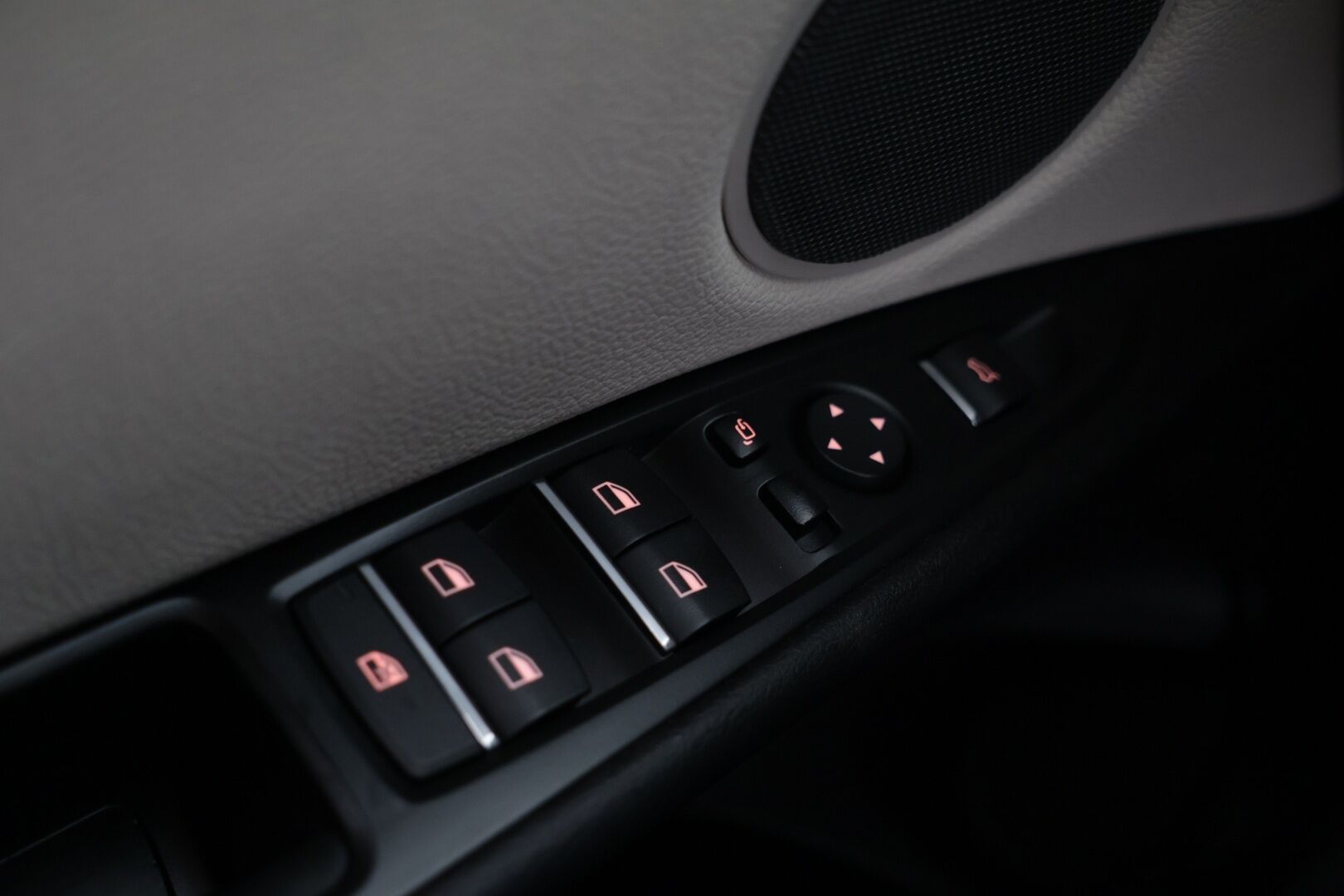 BMW X5 2015 F15 xDrive25d TwinPower Turbo A * Muistipenkit / H&K / Xenon / Sähköluukku / Prof.Navi / Vakkari * - HULLUT AVAJAISHULINAT KORKOTARJOUS 3,29 %