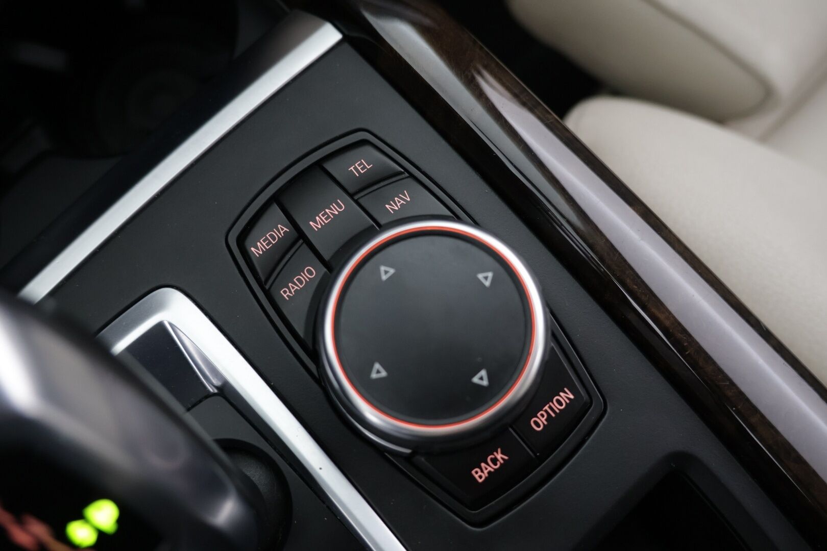 BMW X5 2015 F15 xDrive25d TwinPower Turbo A *Harman&Kardon / Nahkasisusta / Kessy!*