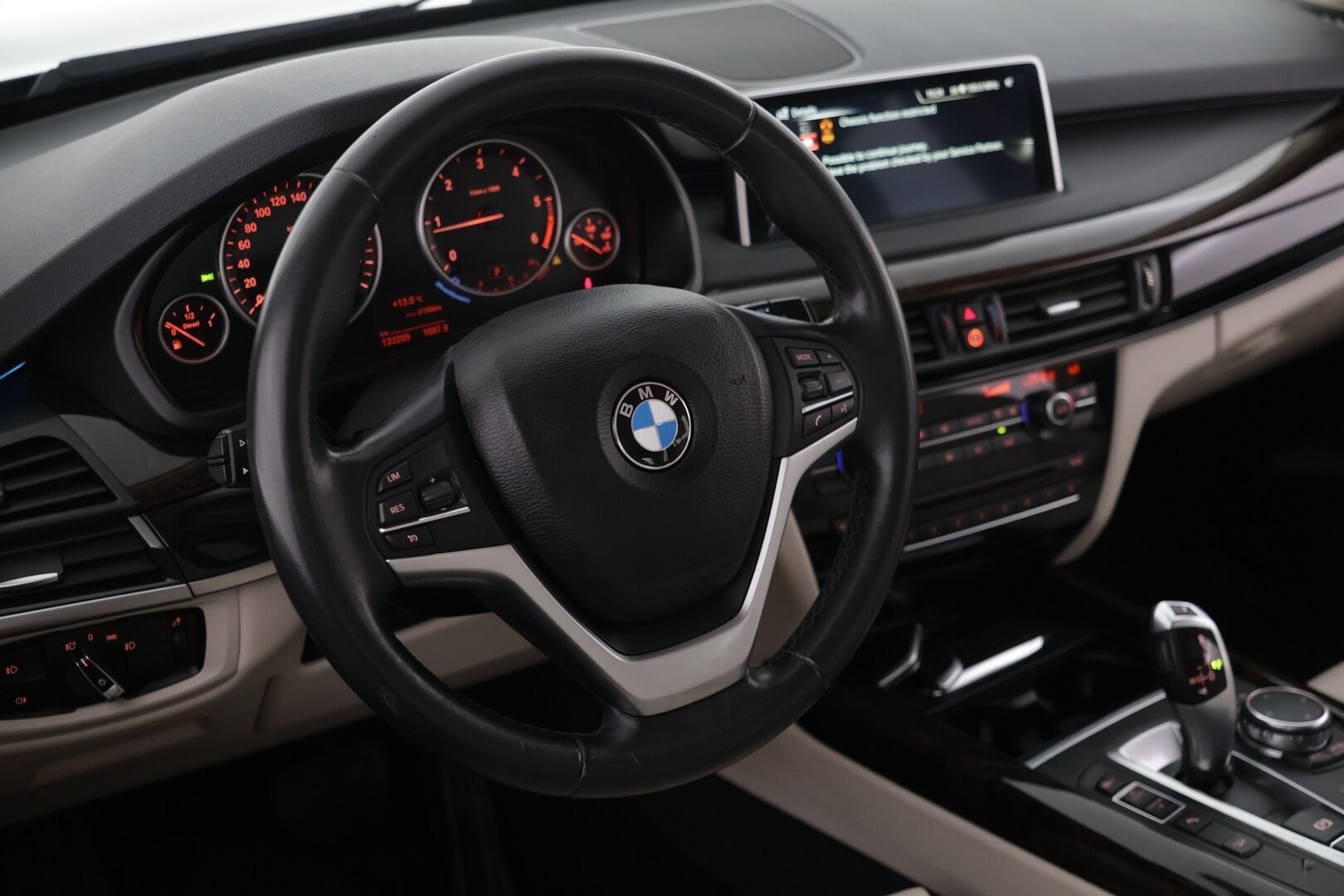 BMW X5 2015 F15 xDrive25d TwinPower Turbo A - | Muistipenkit | H&K | Xenon | Sähköluukku | Prof.Navi | Vakkari |