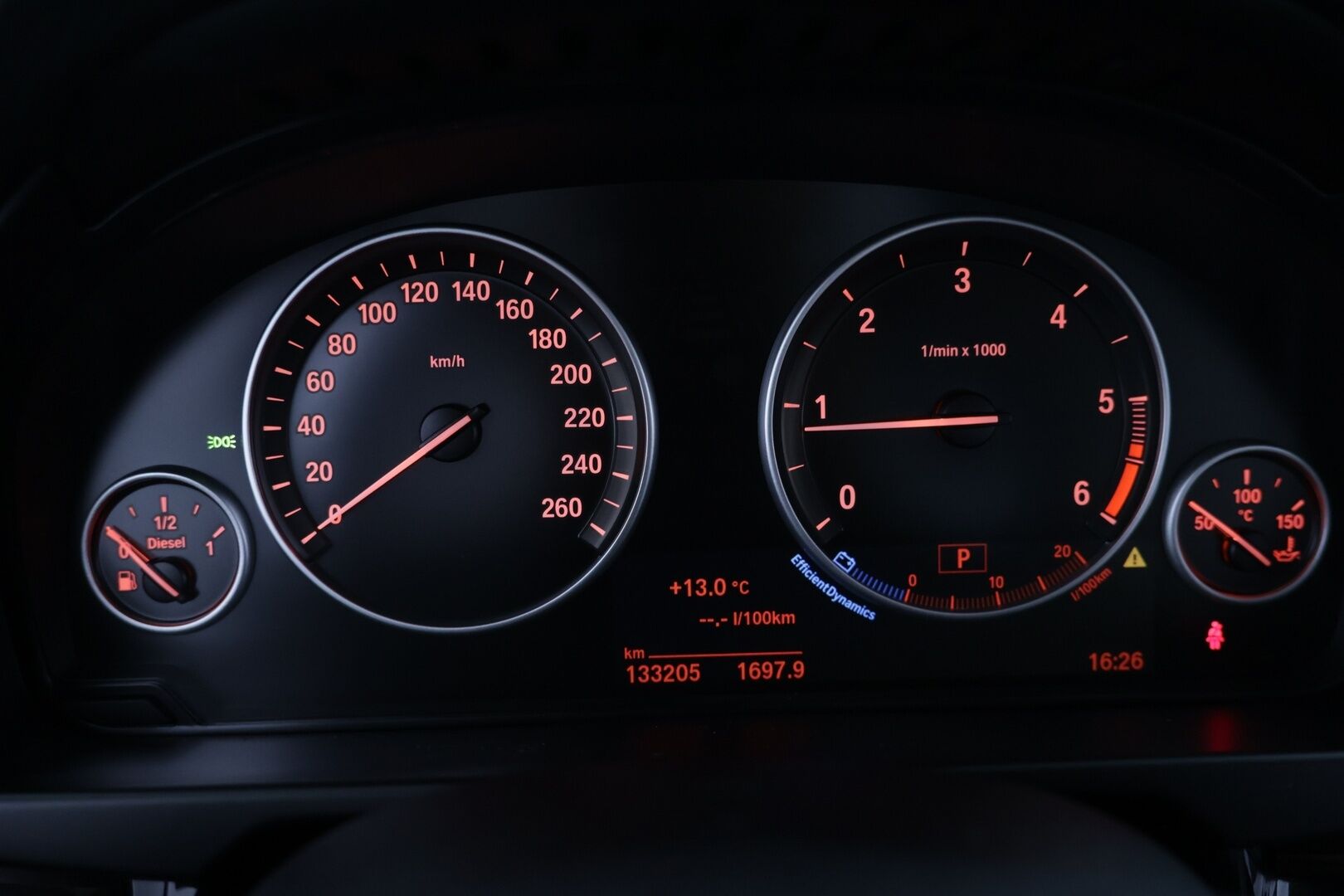 BMW X5 2015 F15 xDrive25d TwinPower Turbo A *Harman&Kardon / Nahkasisusta / Kessy!*