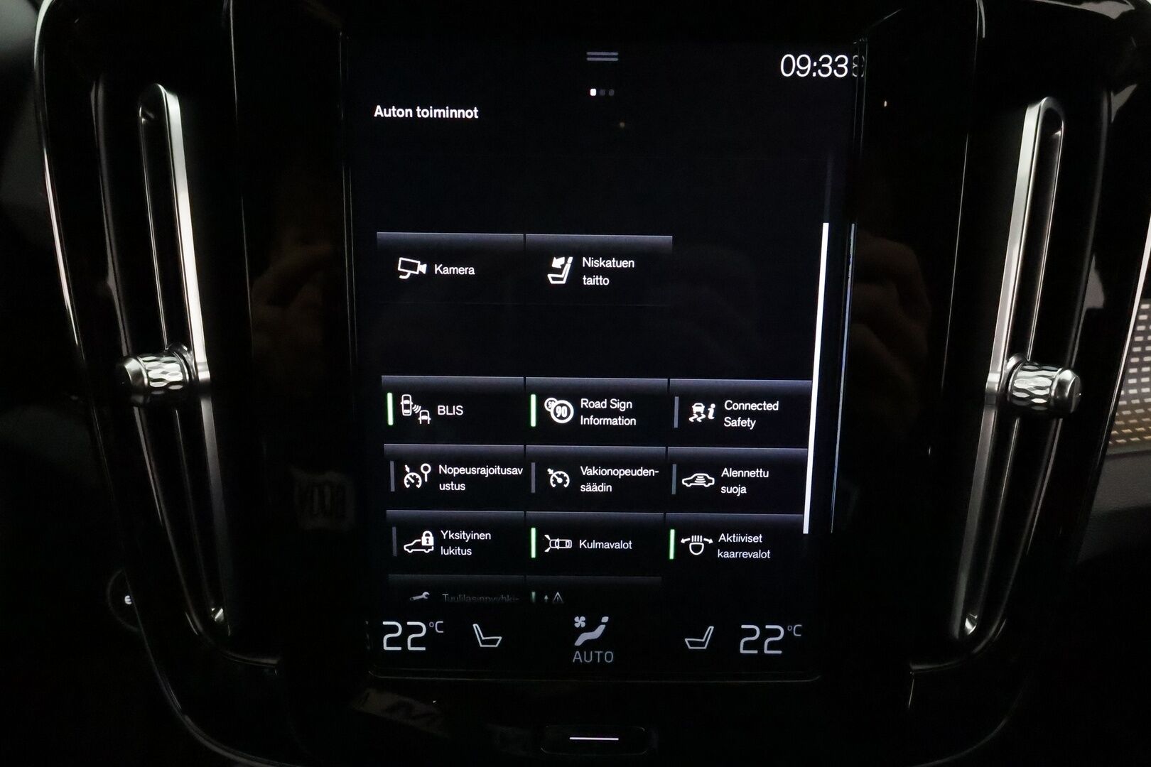 Volvo XC40 2021 T5 TwE R-Design aut *ACC / P.kamera / Full LED / Webasto / Sporttipenkit / BLIS / Digimittaristo / Navi* - Suomi-auto / Kahdet renkaat Volvon aluvanteilla - Osta nyt, maksa vasta ensi vuonna