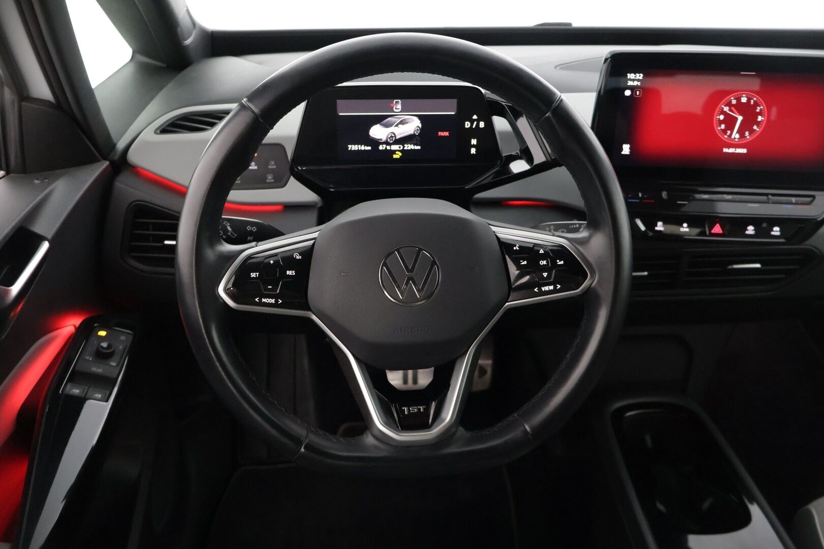 Volkswagen ID.3 2020 1ST Plus 150 kW, akku 58 kWh* Peruutuskamera / Ilmalämpöpumppu / Kaistavahti / Navi * - * 2x Volkswagen alumiinivanteet merkkirenkailla / siisti*