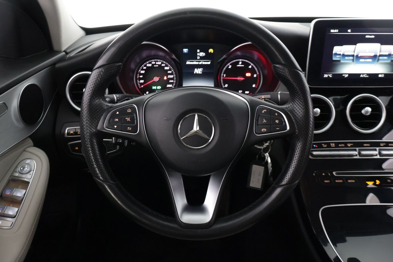 Mercedes-Benz C 2015 250 BLUETEC *ACC / Webasto / Multibeam LED / Sporttipenkit / HUD* - *2x Renkaat & Vanteet / Adblue korjattu / Huippuvarusteet* - HULLU BLACKWEEK KORKOTARJOUS 2,49%