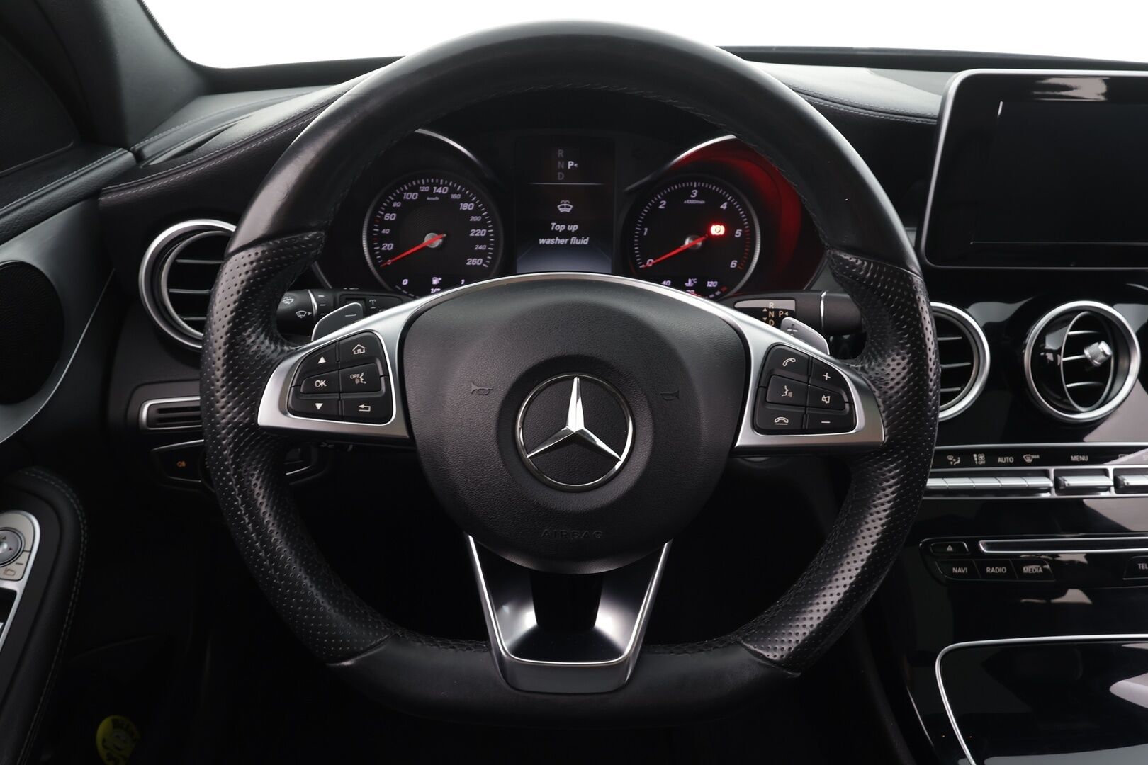 Mercedes-Benz C 2016 250 d T A Premium Business AMG * Vetokoukku / Panoraama / Nahkasisusta / LED High Performance / Sporttipenkit / Peruutustutkat - Comand Navi / Metalliväri / Siisti yksilö!