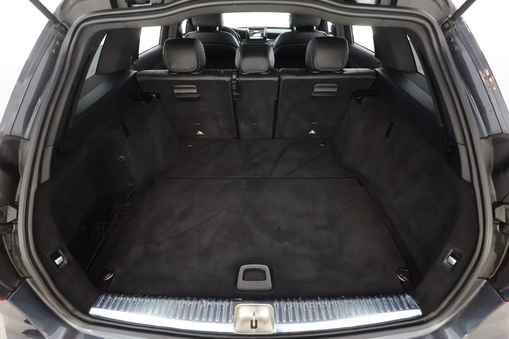 Mercedes-Benz C 2016 250 d T A Premium Business AMG * Vetokoukku / Panoraama / Nahkasisusta / LED High Performance / Sporttipenkit / Peruutustutkat - Comand Navi / Metalliväri / Siisti yksilö!