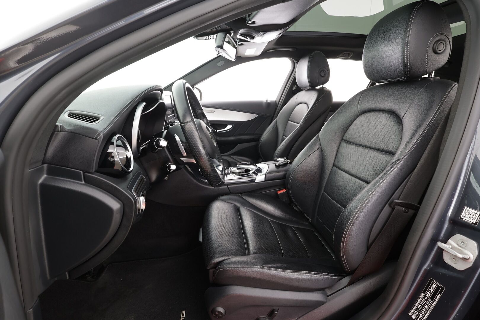 Mercedes-Benz C 2016 250 d T A Premium Business AMG * Vetokoukku / Panoraama / Nahkasisusta / LED High Performance / Sporttipenkit / Peruutustutkat - Comand Navi / Metalliväri / Siisti yksilö!