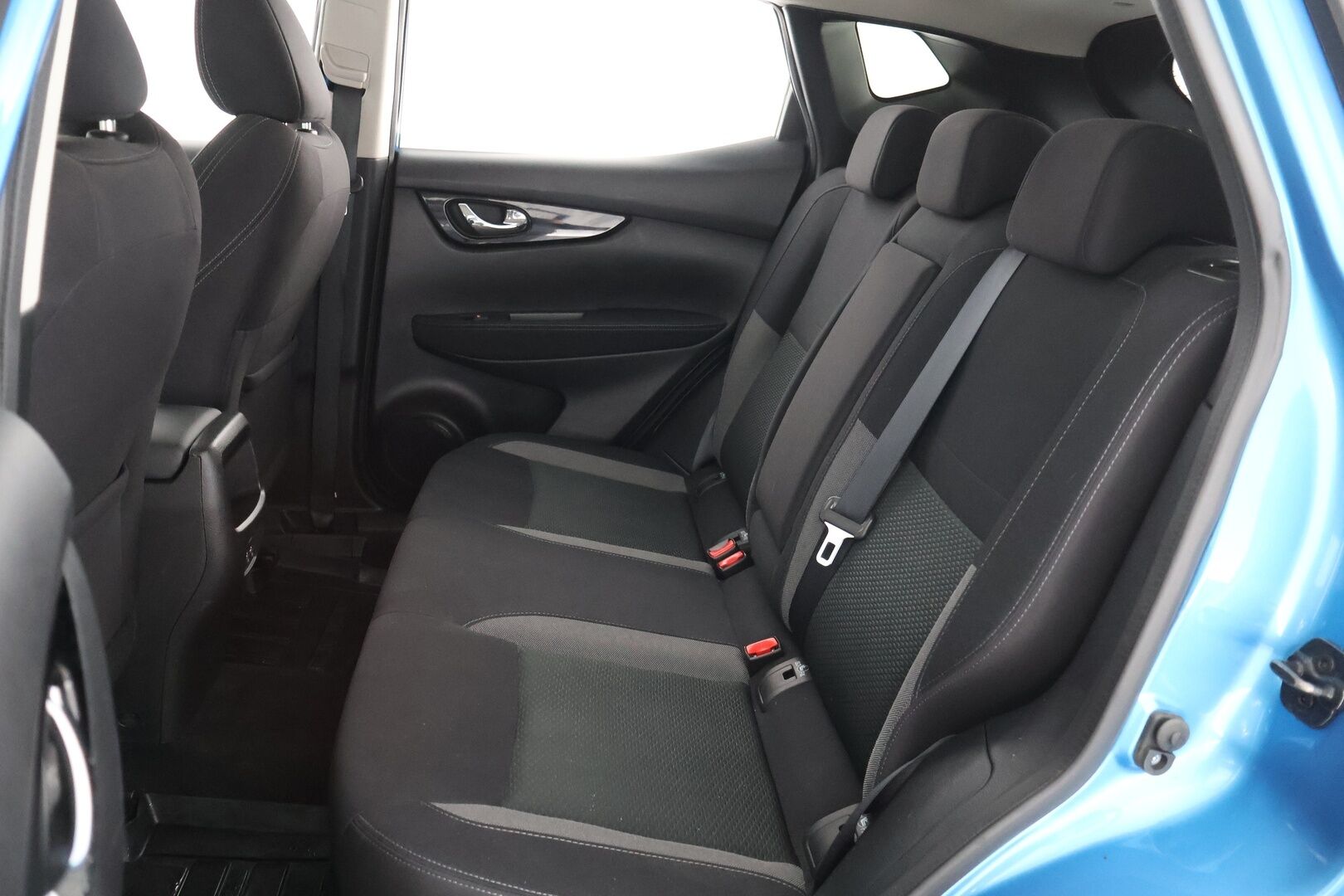 Nissan Qashqai 2020 DIG-T 160 N-Connecta 2WD DCT MY19-WLTP - Suomi-Auto | Irrotettava vetokoukku | 360-kamera | Vakionopeudensäädin | KeyLess