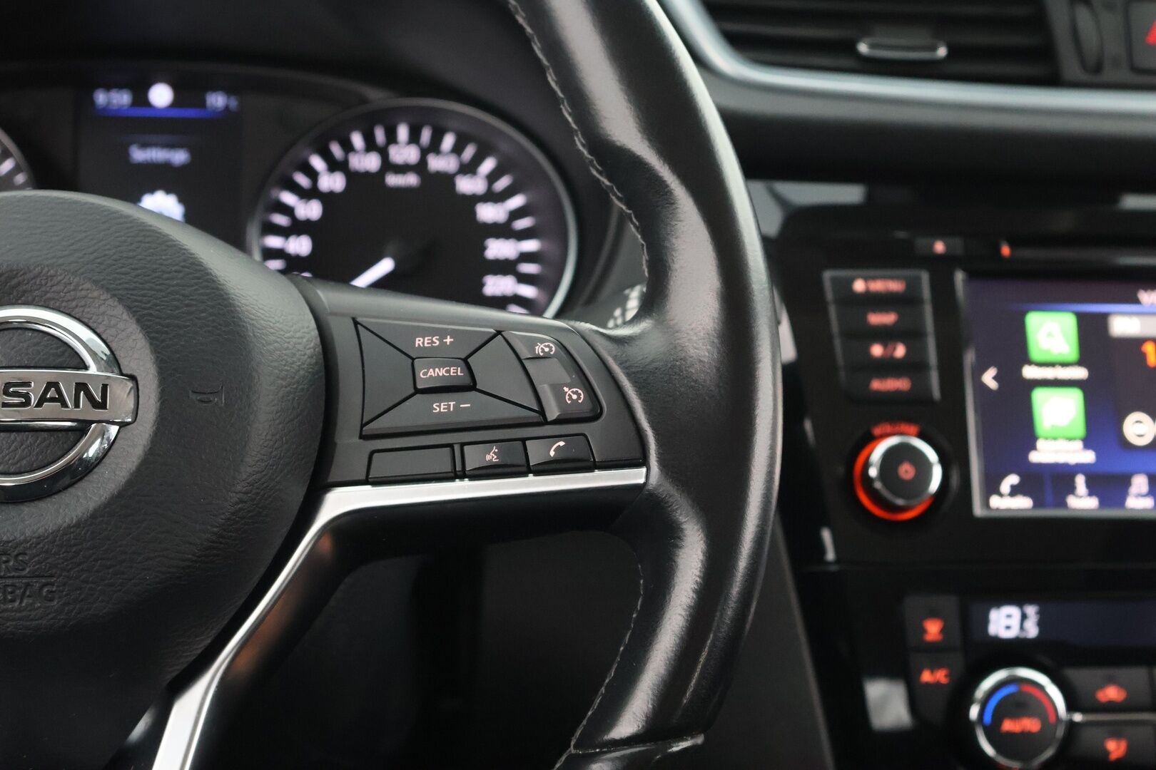 Nissan Qashqai 2020 DIG-T 160 N-Connecta 2WD DCT MY19-WLTP - Suomi-Auto | Irrotettava vetokoukku | 360-kamera | Vakionopeudensäädin | KeyLess