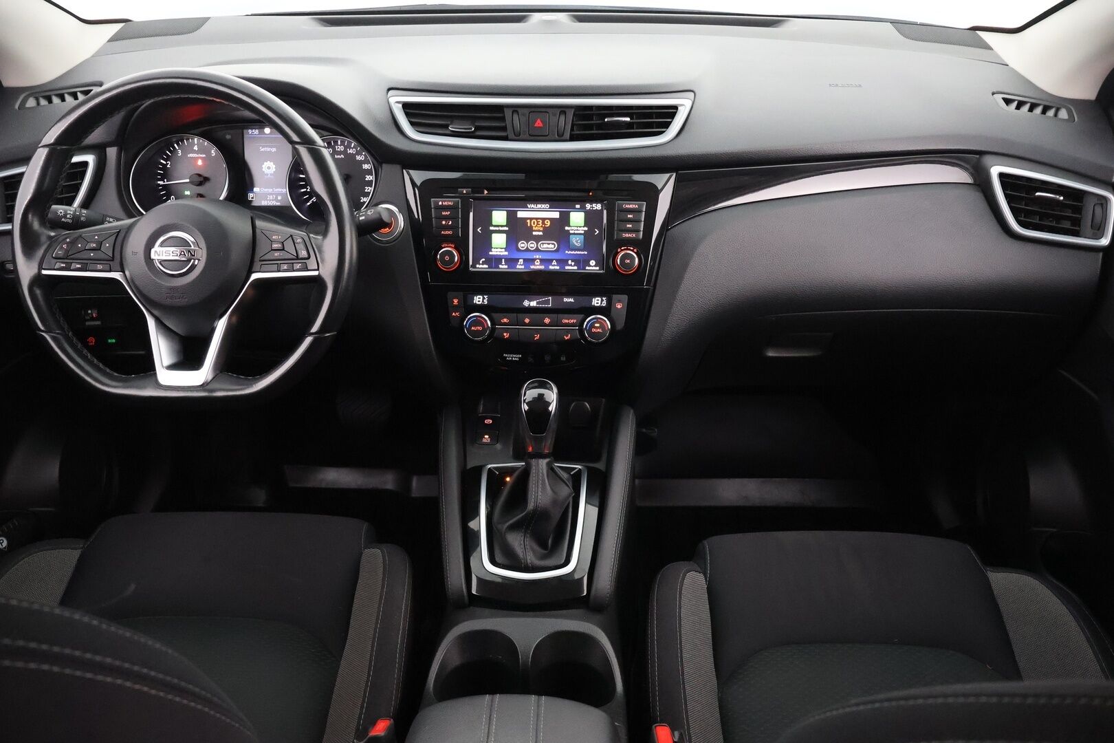 Nissan Qashqai 2020 DIG-T 160 N-Connecta 2WD DCT MY19-WLTP - Suomi-Auto | Irrotettava vetokoukku | 360-kamera | Vakionopeudensäädin | KeyLess