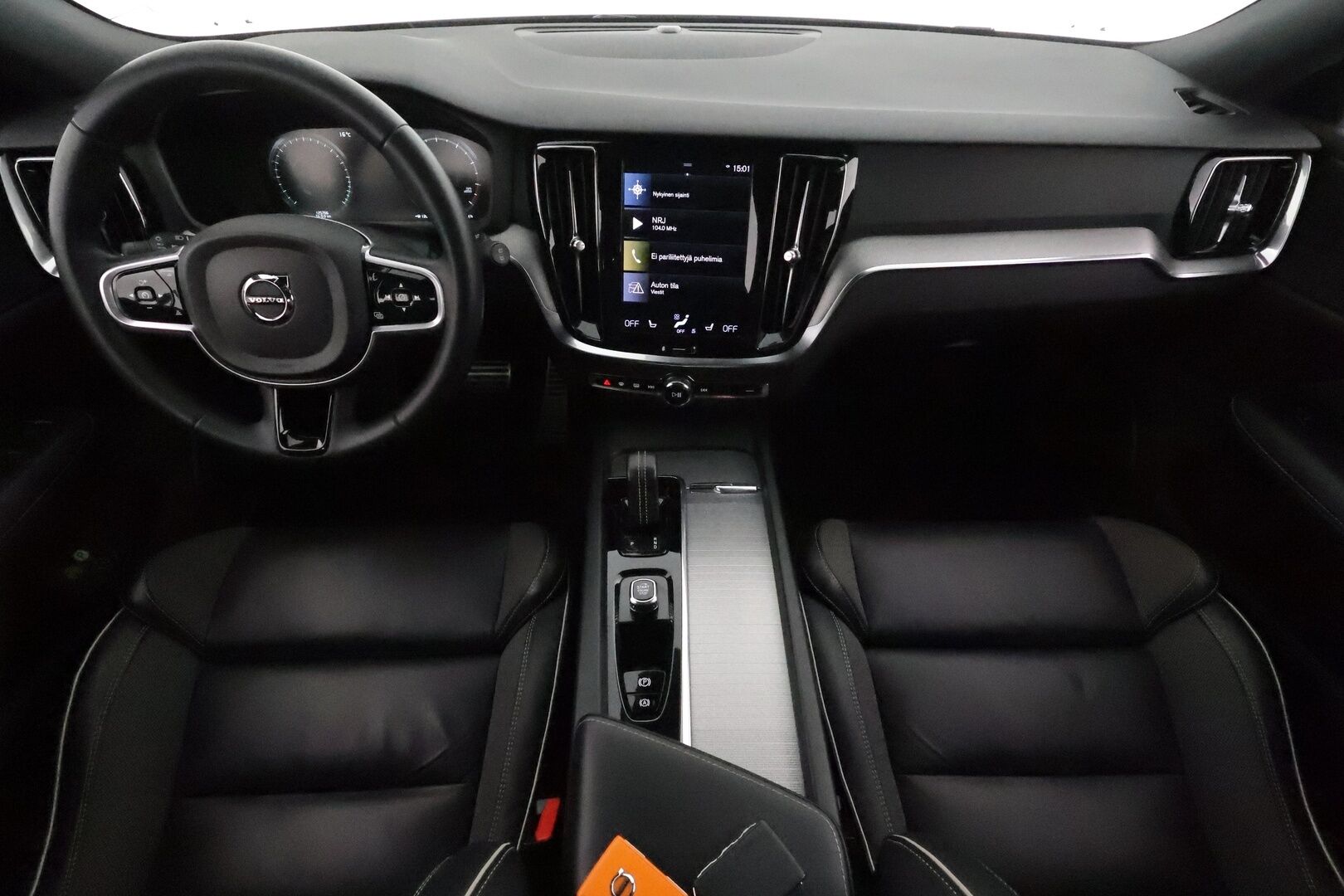 Volvo V60 2022 B3 MHEV Business R-Design aut **Webasto / Koukku / ACC / Full-LED / P.kamera / Sporttipenkki Muistilla / Navi** - 1-om Suomi-auto / Kahdet Renkaat / Merkkihuollettu!