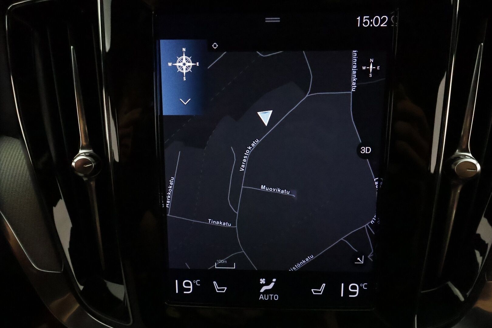 Volvo V60 2022 B3 MHEV Business R-Design aut **Webasto / Koukku / ACC / Full-LED / P.kamera / Sporttipenkki Muistilla / Navi** - 1-om Suomi-auto / Kahdet Renkaat / Merkkihuollettu!