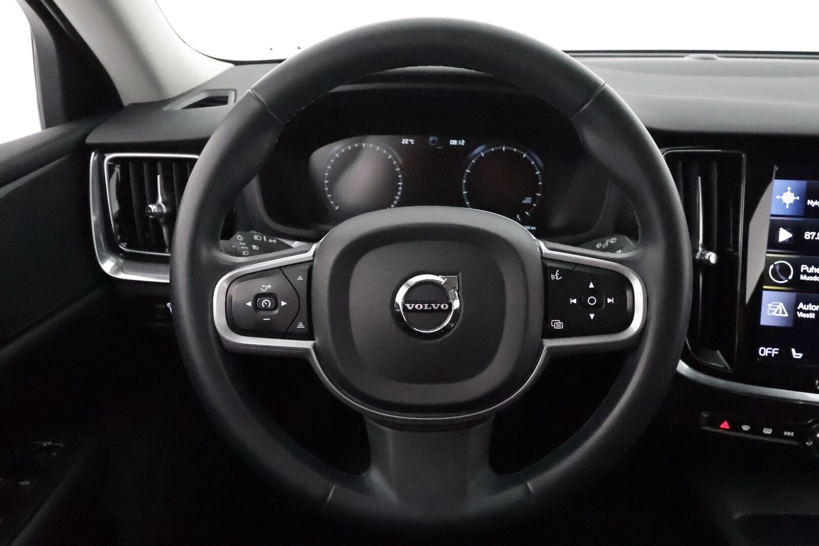 Volvo V60 2022 B3 MHEV Business aut **Webasto / Adapt.Vakkari / LED-valot / P.kamera / Navi / Kaistavahti / KeylessGO** - 1-om Suomi-auto / Kahdet Renkaat / Merkkihuollettu!