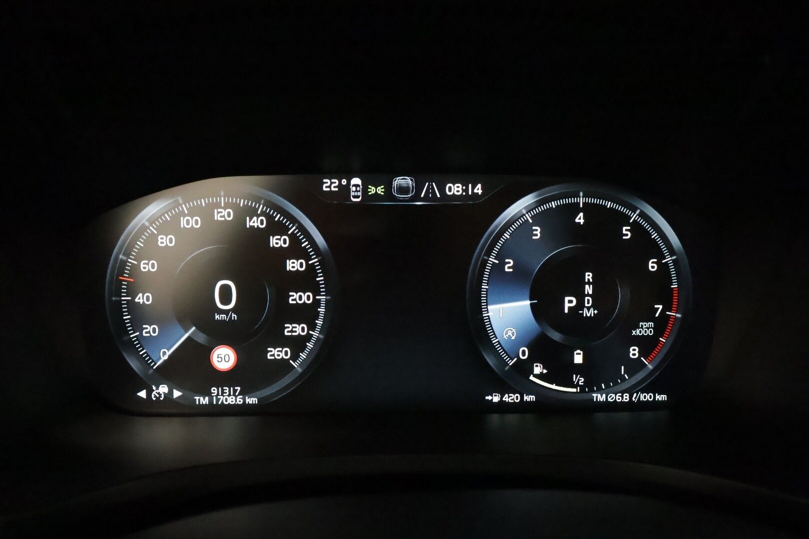 Volvo V60 2022 B3 MHEV Business aut **Webasto / Adapt.Vakkari / LED-valot / P.kamera / Navi / Kaistavahti / KeylessGO** - 1-om Suomi-auto / Kahdet Renkaat / Merkkihuollettu!