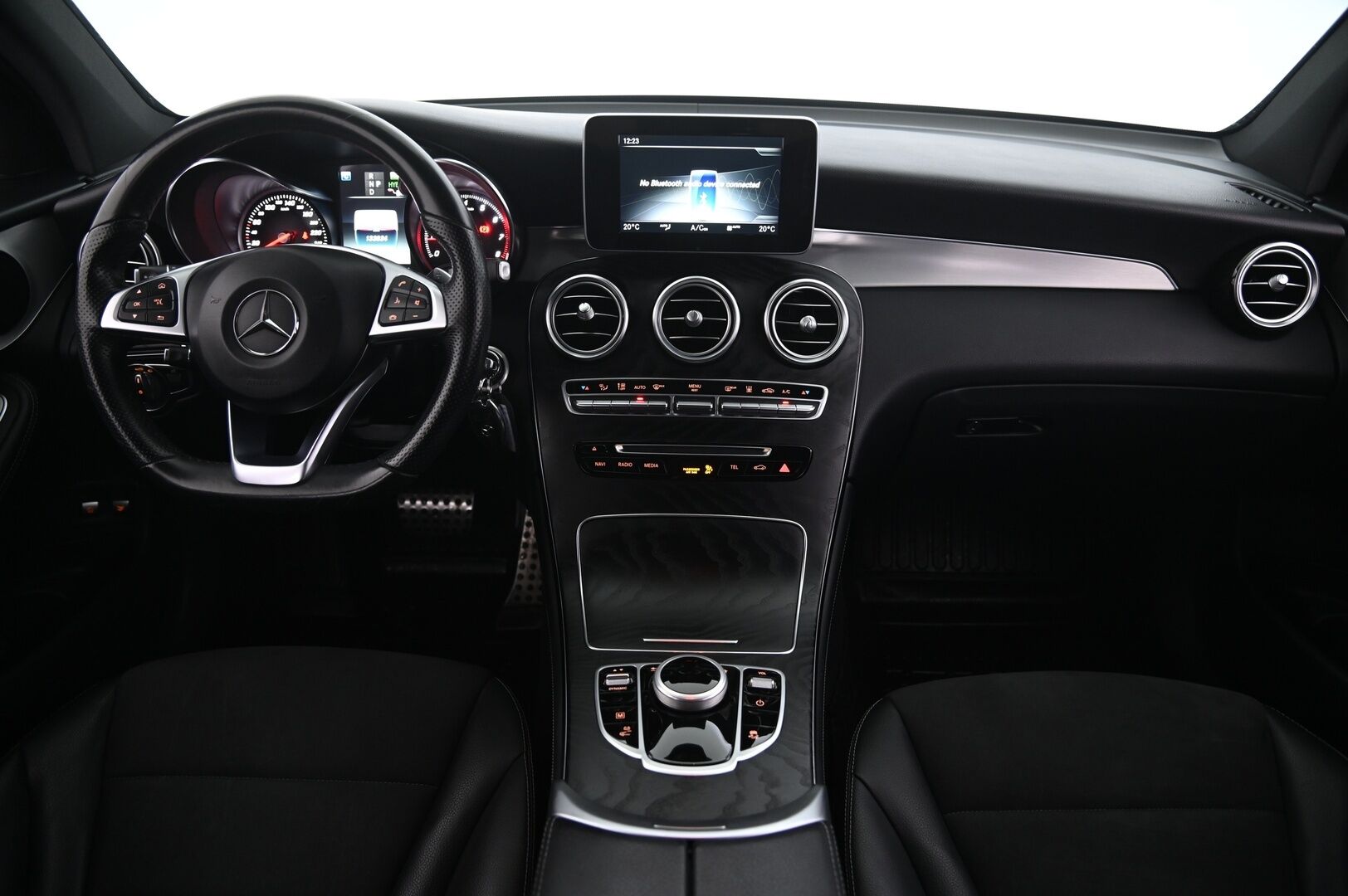 Mercedes-Benz GLC 2018 350 e 4Matic A Premium Business AMG - P-Kamera | IHC+ | Mustasisäkatto | LED | S-Luukku | Vetokoukku | 2x Renkaat&Vanteet | P-Tutkat | Vakionopeudensäädin 