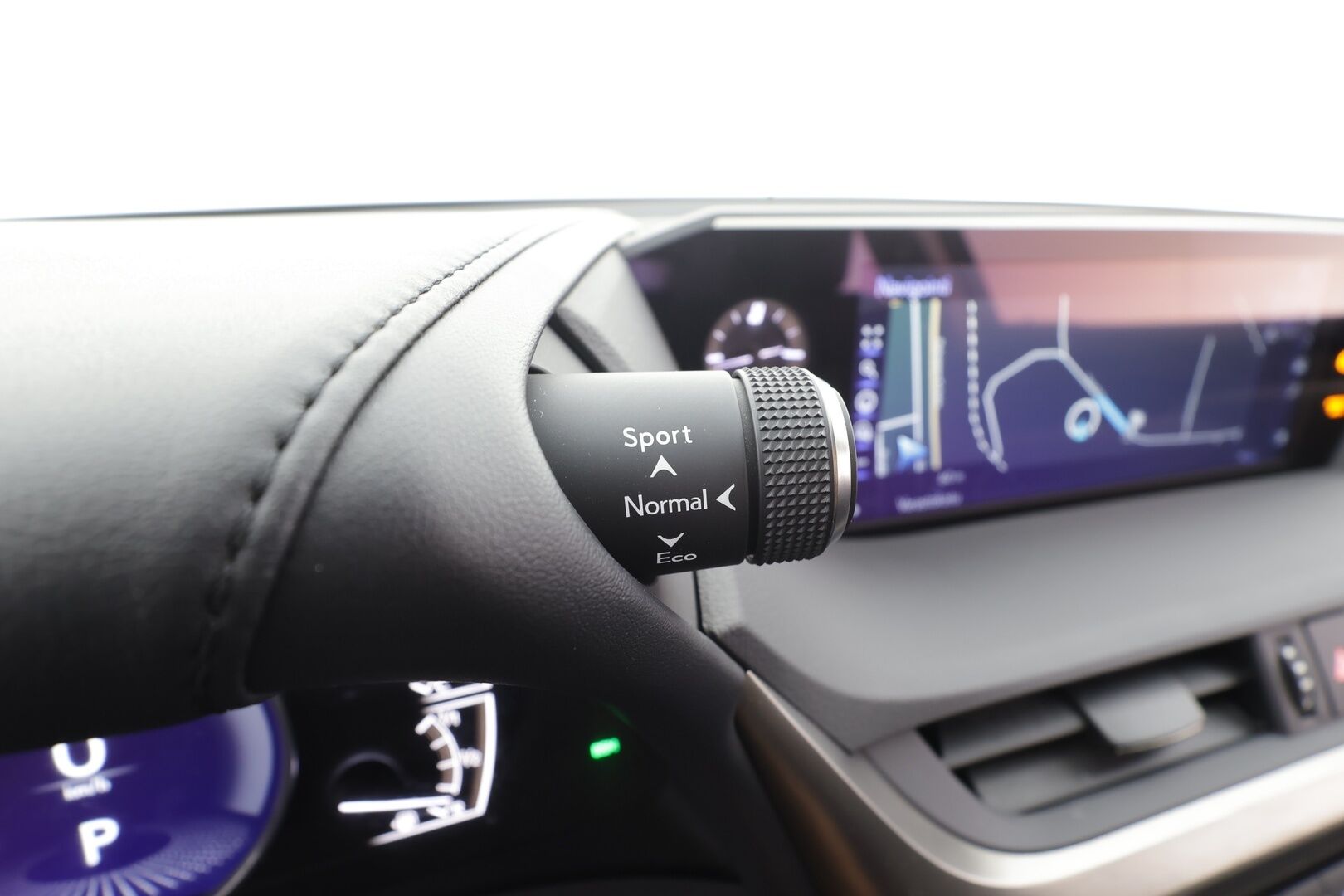 Lexus ES 2021 300h Limited Edition - | ACC | Sähköpenkit | Nahkaverhoilu | Kattoikkuna | LTA | BSM | LED | Keyless | P.kamera | Apple & Android | sähk. ratti | Merkkihuollot | 2x renkaat aluin | 