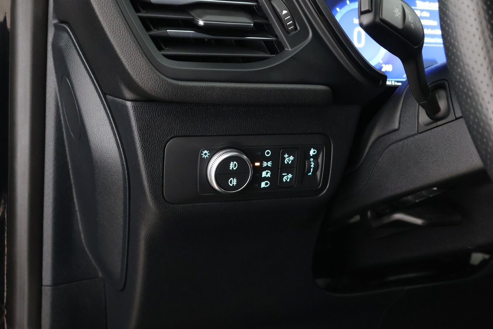 Ford Kuga 2021 2,5 Hybrid (HEV) 190hv CVT FWD ST-Line 5-ov - | Suomi-Auto | P-Kamera | Apple&Android | Keyless | Digimittaristo | Lämmitettävä Tuulilasi | Ambient