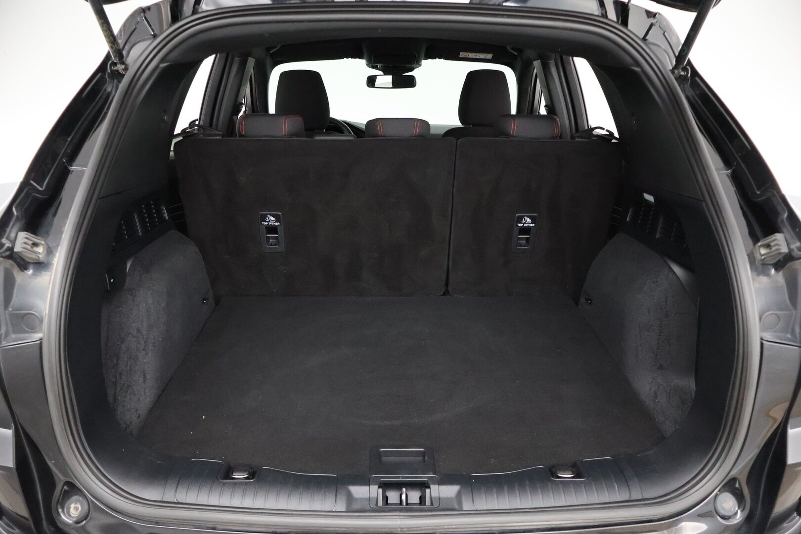 Ford Kuga 2021 2,5 Hybrid (HEV) 190hv CVT FWD ST-Line 5-ov - | Suomi-Auto | P-Kamera | Apple&Android | Keyless | Digimittaristo | Lämmitettävä Tuulilasi | Ambient