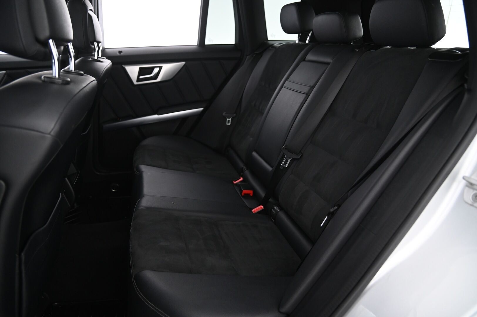 Mercedes-Benz GLK 2013 220 CDI BE 4Matic AMG-Styling - Navi | Panorama | Vetokoukku | ILS | IHC | Vakkari | 2x renkaat