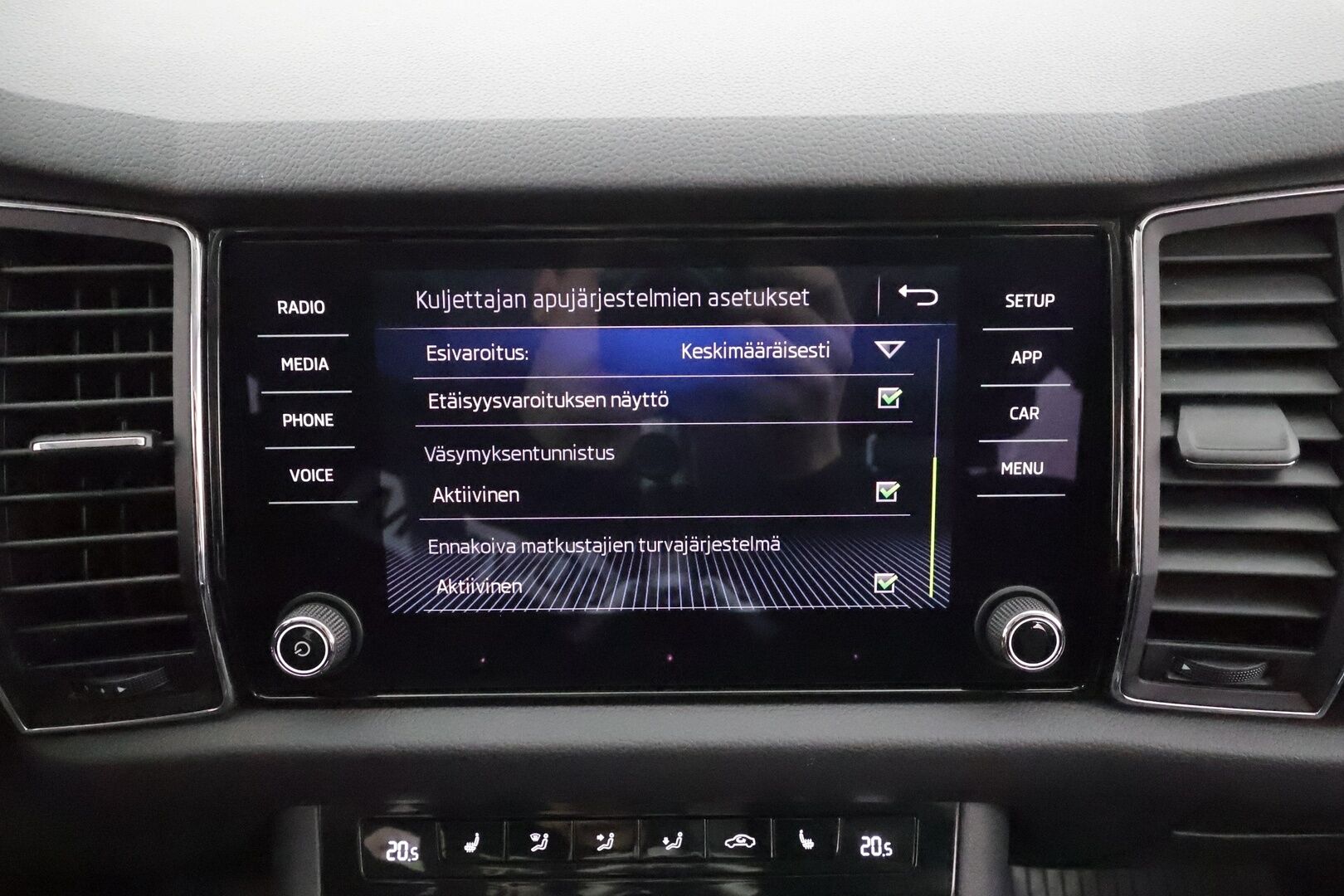 Skoda Kodiaq 2019 2,0 TDI 190 4x4 Style DSG 7-P - | ACC | Koukku | Webasto | LED | Nahat | P.kamera | Apple&Android | Kahdet Renkaat |