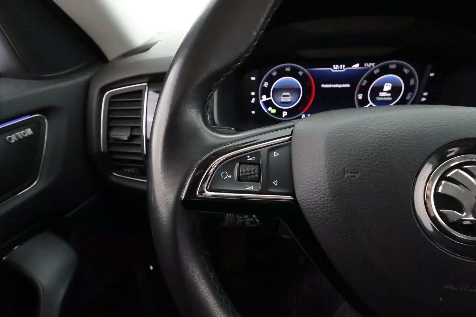 Skoda Kodiaq 2019 2,0 TDI 190 4x4 Style DSG 7-P - | ACC | Koukku | Webasto | LED | Nahat | P.kamera | Apple&Android | Kahdet Renkaat |
