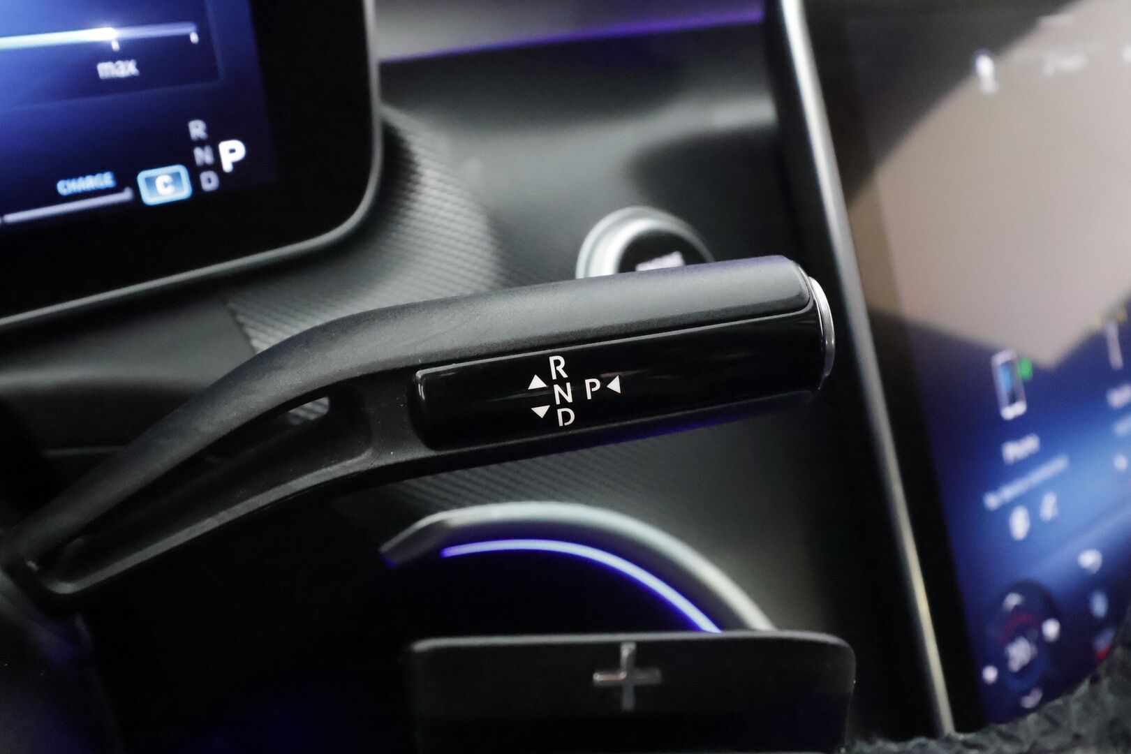 Mercedes-Benz C 2022 200 4MATIC A Business * Vakkari / P.Kamera / LED / Puolinahat / Digimittaristo / Ratinlämmitin / Facelift * - 1.Om Suomi-auto / Kahdet renkaat aluvanteilla