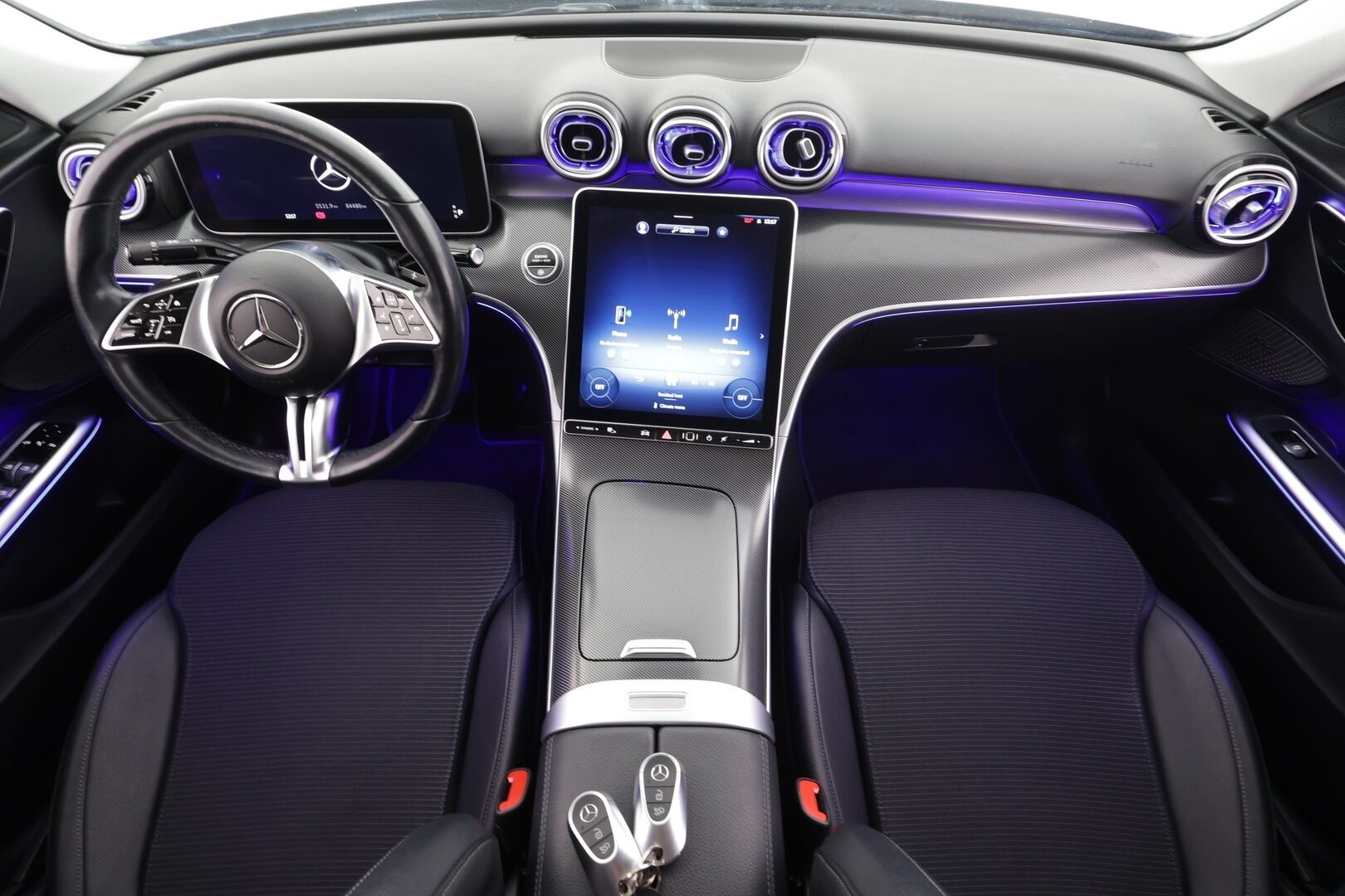 Mercedes-Benz C 2022 200 4MATIC A Business * Vakkari / P.Kamera / LED / Puolinahat / Digimittaristo / Ratinlämmitin / Facelift * - 1.Om Suomi-auto / Kahdet renkaat aluvanteilla