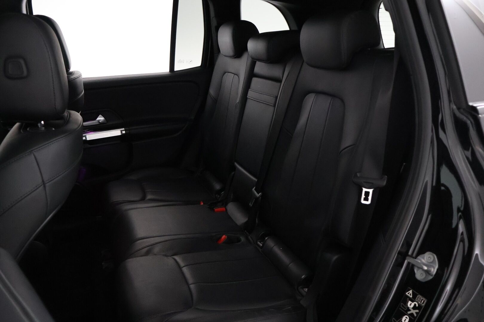 Mercedes-Benz GLB 2021 200 d 4MATIC A Business - 7p | Nahkasisusta | P-kamera | LED High Perf. | Ambient | Digimittaristo | Night paketti