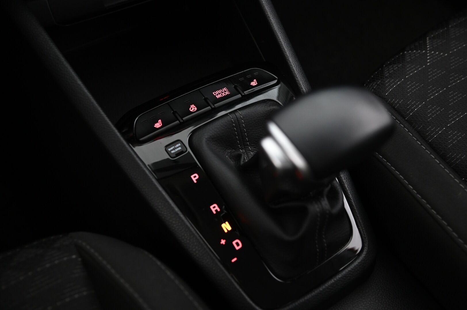 Kia Rio 2021 1,0 T-GDI 100hv LX DCT *Vakkari / Ratinlämmitin / 2xrenkaat / BT*