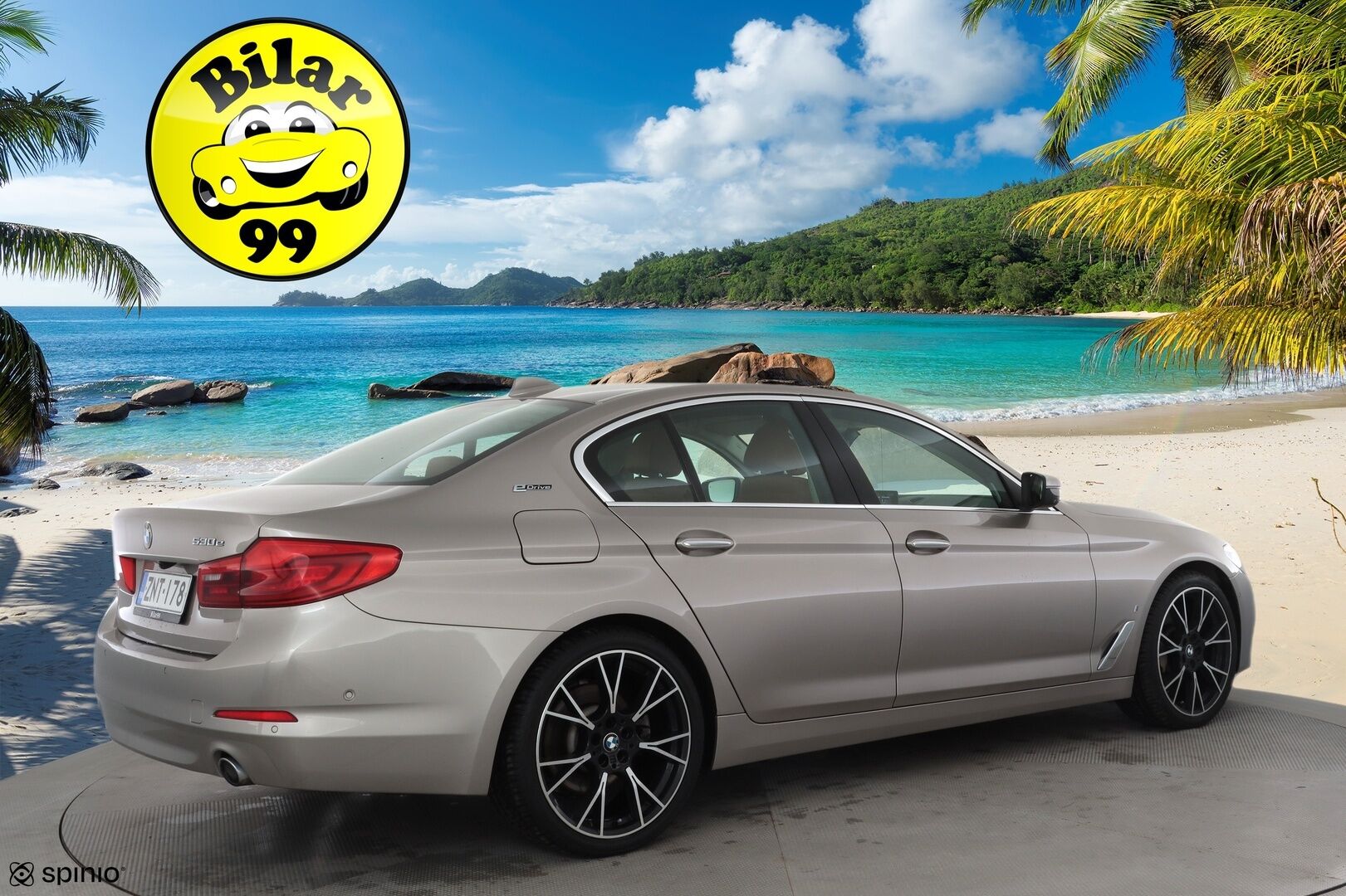 BMW 530 2018 G30 Sedan 530e A iPerformance * Vakkari / HUD / H&K / 360° / Ruskeat sporttinahat / Adapt.LED / Digimittaristo / Navi * - Kahdet renkaat aluvanteilla - HULLUT AVAJAISHULINAT KORKOTARJOUS 3,29 %