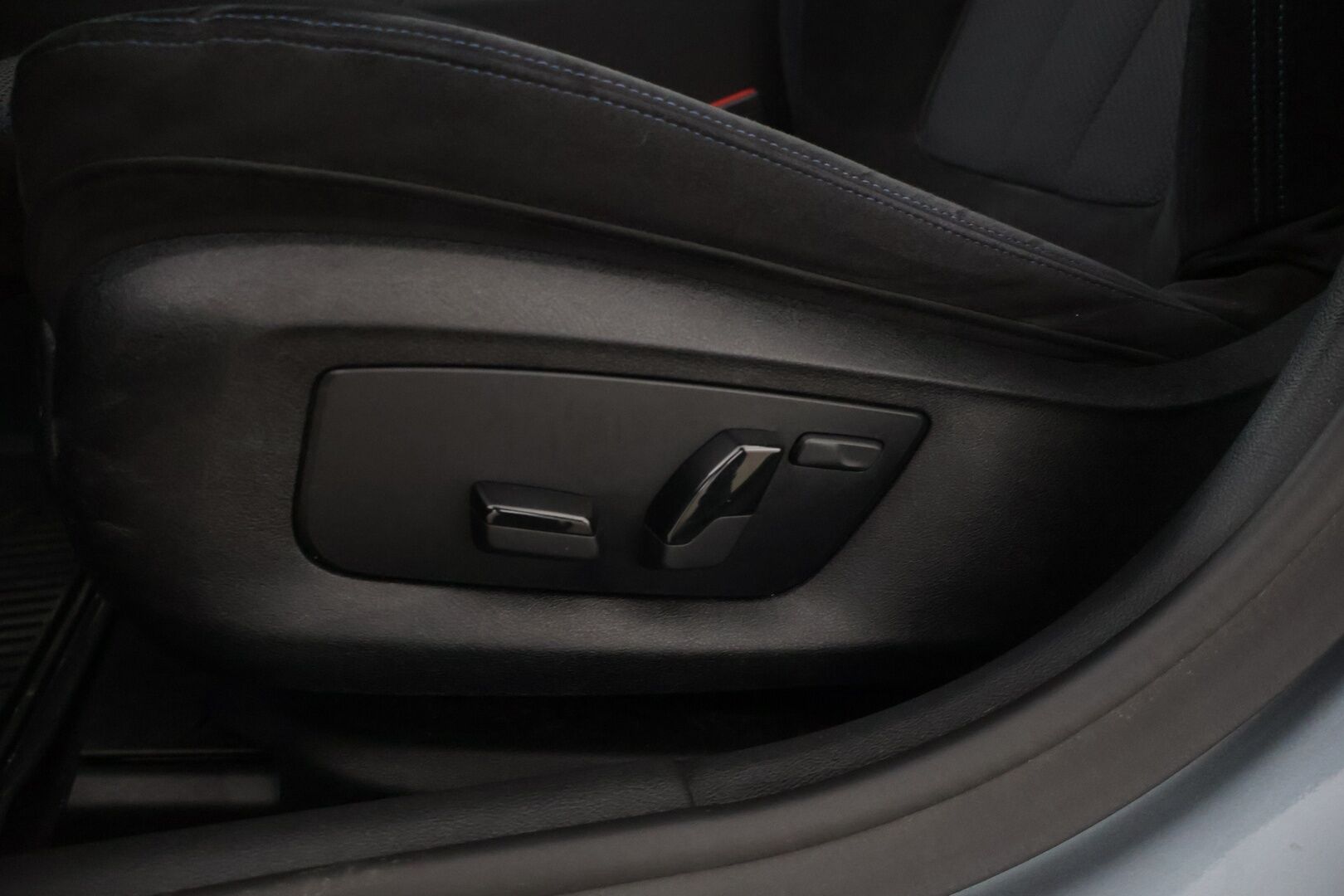 BMW 530 2019 G30 Sedan 530e A Charged Edition M Sport * Adapt. Cruise / Proffa Navi / Ambient / LED * - Todella siisti 2x vanteet & renkaat / Hyvin huollettu / Akku kuntotarkastettu - HULLUT AVAJAISHULINAT KORKOTARJOUS 3,29 %