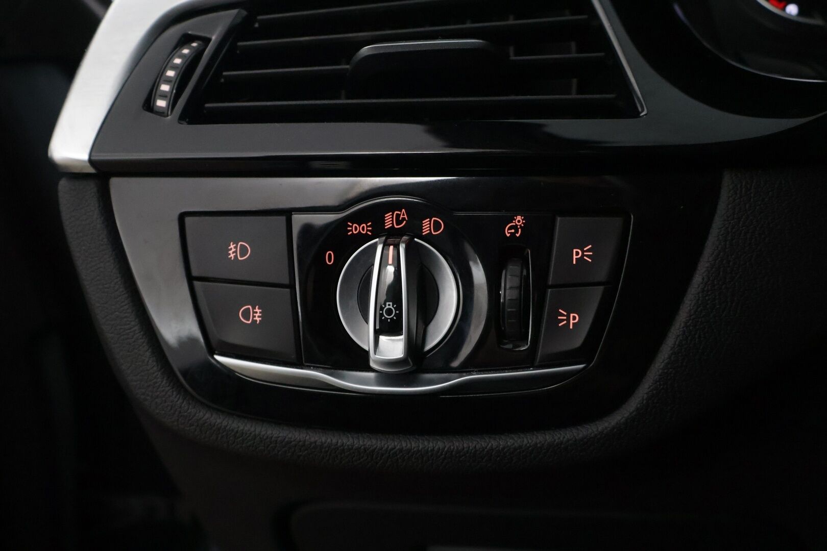 BMW 530 2019 G30 530e A Charged Edition M Sport * ACC / Digimittaristo / Proffa Navi / P-Kamera / Ambient / LED * - Todella siisti 2x vanteet & renkaat / Hyvin huollettu / Akku kuntotarkastettu - HULLUT AVAJAISHULINAT KORKOTARJOUS 3,29 %