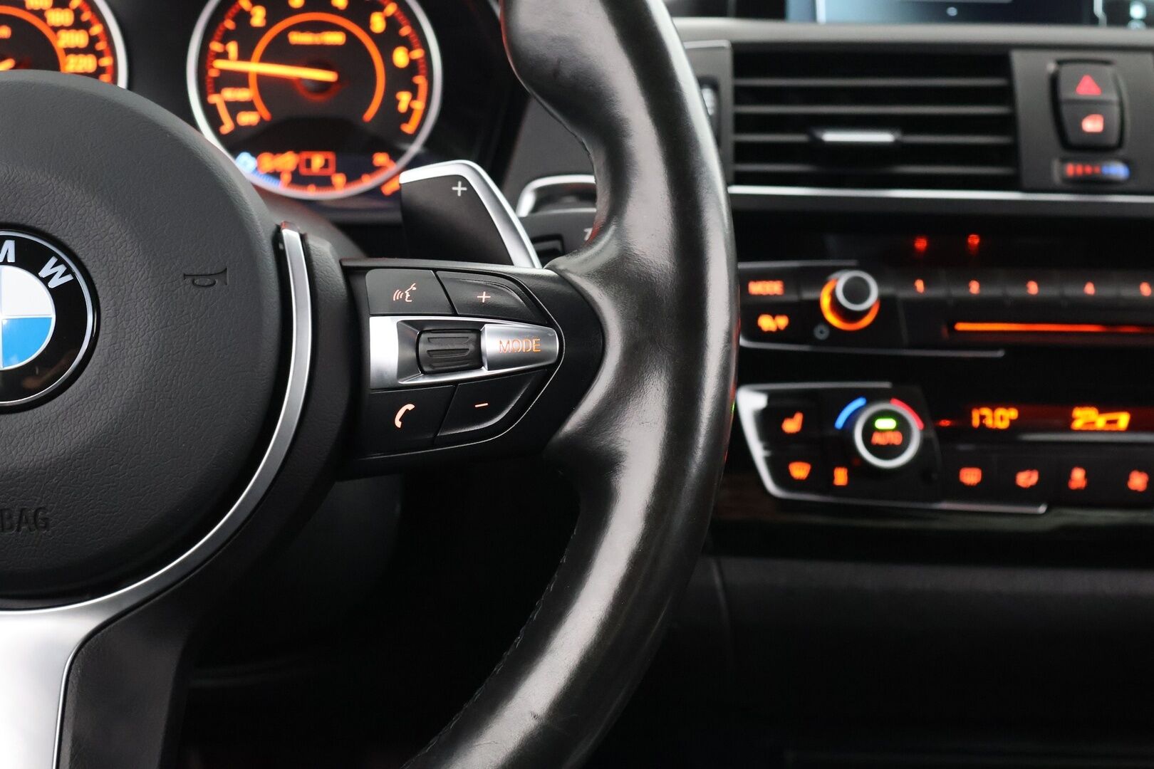 BMW M240i 2017 xDrive Coupé M Sport - | H&K | Prof.navi | Muistipenkki | Tutkat | Adapt.valot | Comfort Access | Lohkolämmitin |