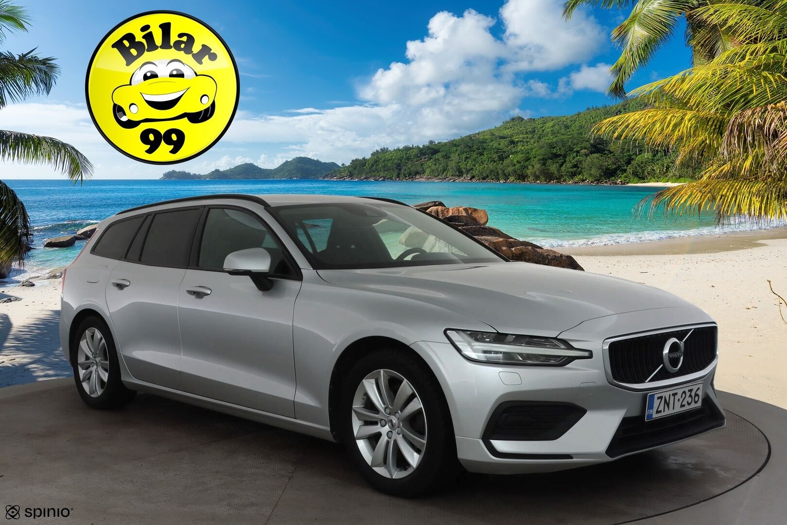 Volvo V60 2019 D4 Momentum aut * Webasto / Koukku / ACC / Full-LED / P.Kamera / Digimittaristo / Navi / Kaistavahti * - Kahdet renkaat aluvanteilla - HULLUT AVAJAISHULINAT KORKOTARJOUS 3,29 %