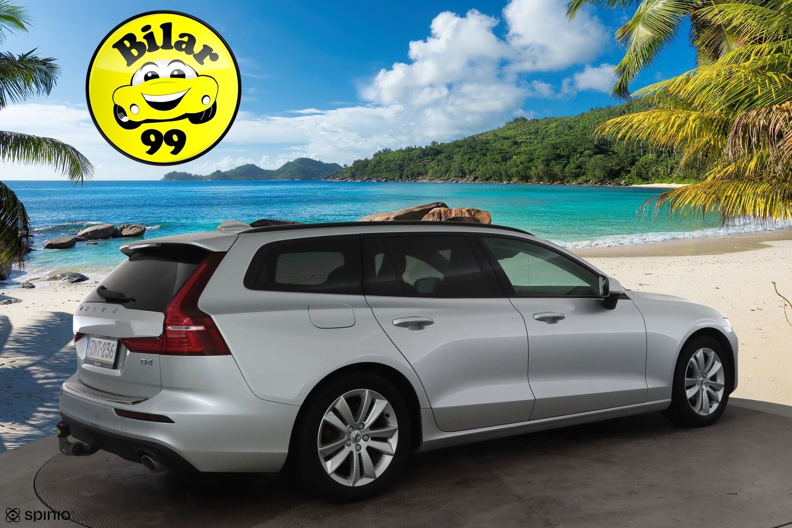 Volvo V60 2019 D4 Momentum aut - * Webasto | Koukku | ACC | Full-LED | P.Kamera | Digimittaristo | Navi | Kaistavahti *