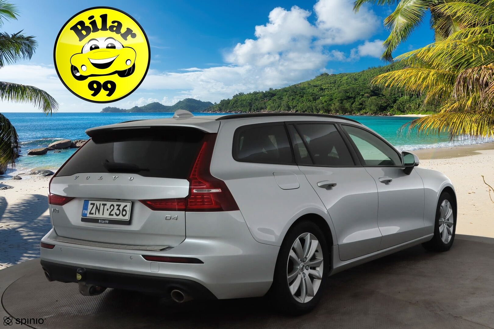 Volvo V60 2019 D4 Momentum aut - * Webasto | Koukku | ACC | Full-LED | P.Kamera | Digimittaristo | Navi | Kaistavahti *