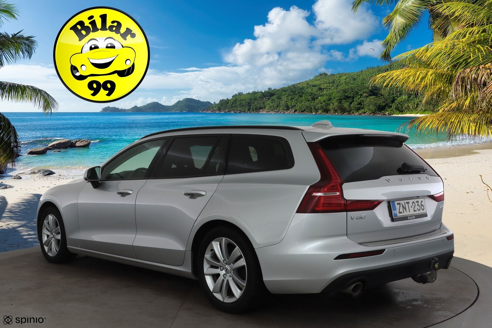 Volvo V60 2019 D4 Momentum aut * Webasto / Koukku / ACC / Full-LED / P.Kamera / Digimittaristo / Navi / Kaistavahti * - Kahdet renkaat aluvanteilla 