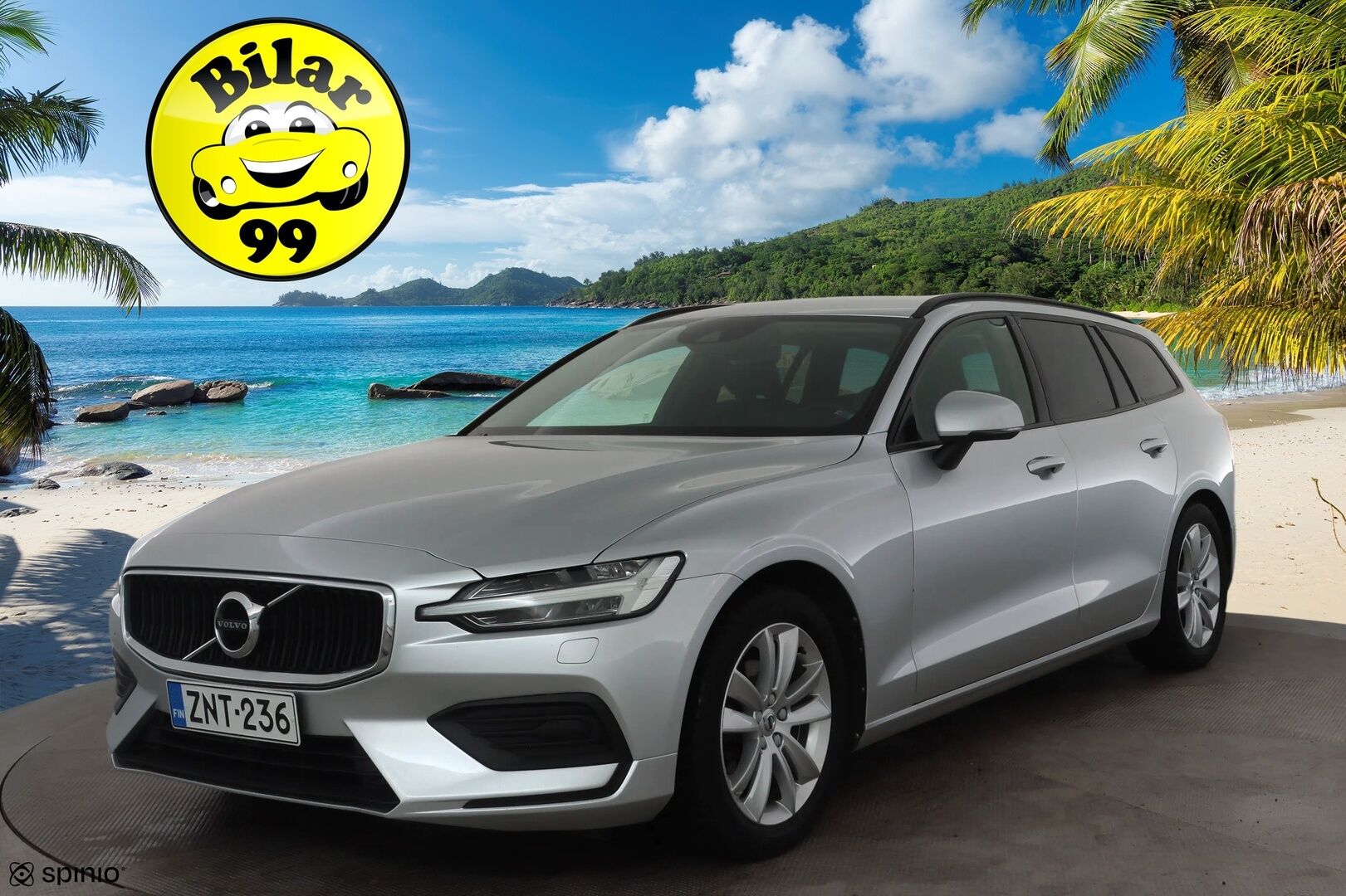 Volvo V60 2019 D4 Momentum aut * Webasto / Koukku / ACC / Full-LED / P.Kamera / Digimittaristo / Navi / Kaistavahti * - Kahdet renkaat aluvanteilla - HULLUT AVAJAISHULINAT KORKOTARJOUS 3,29 %