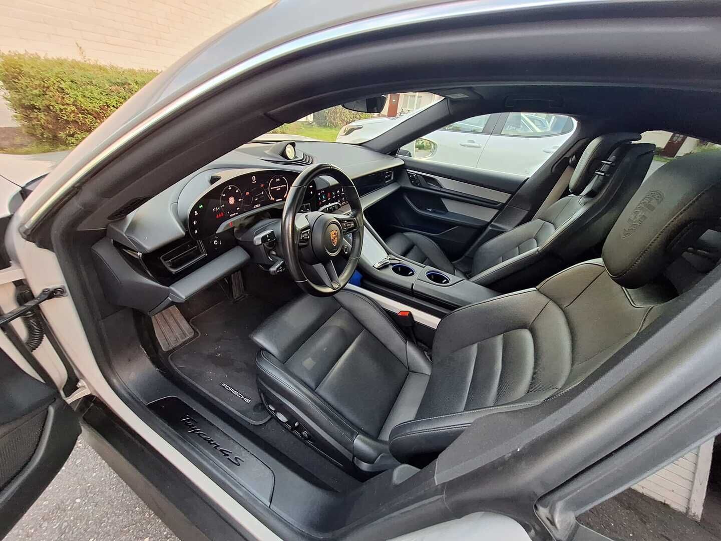Porsche Taycan 2021 4S - | ACC | Lasikatto | PASM | Sports Chrono | TULOSSA |