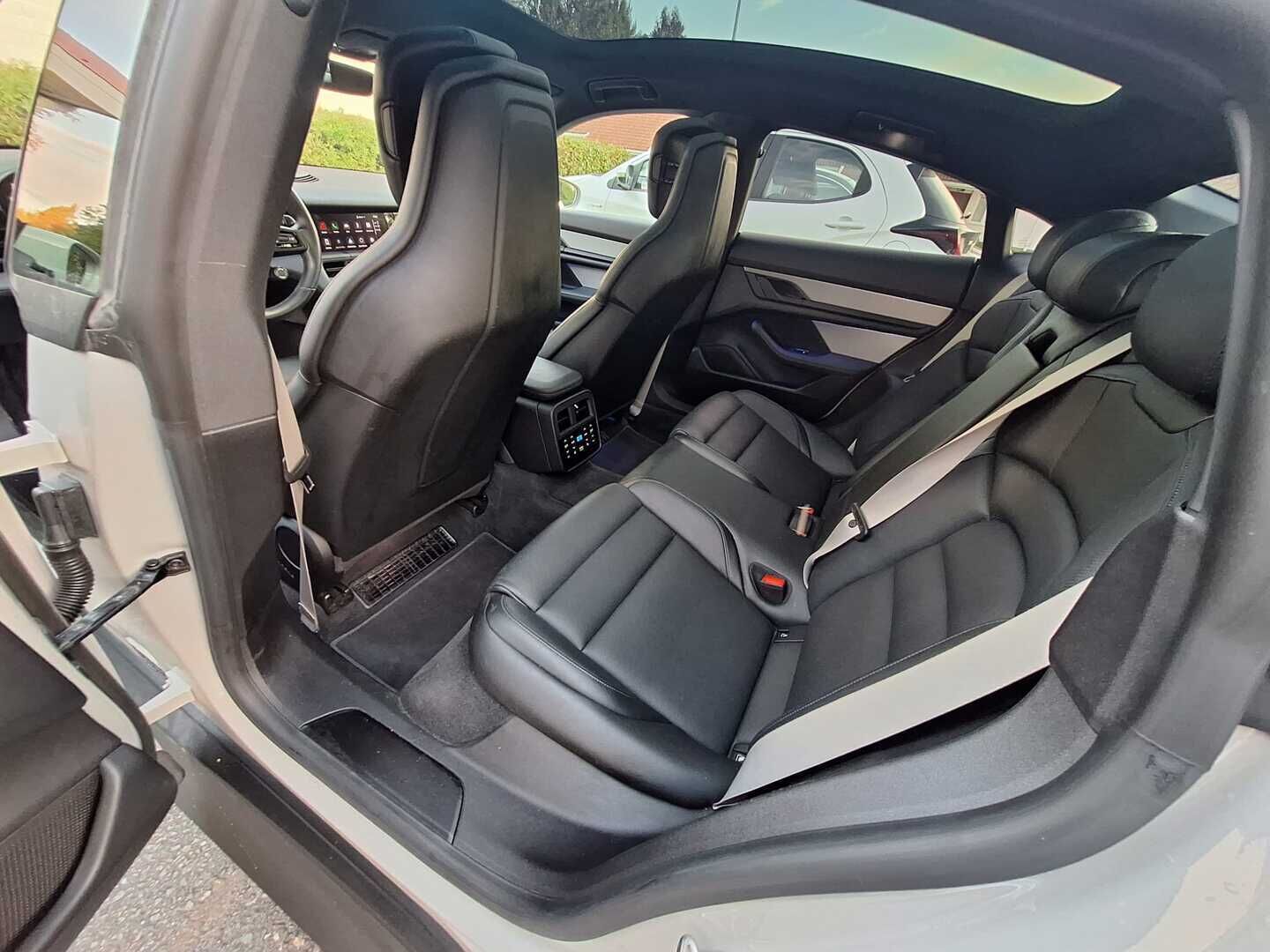 Porsche Taycan 2021 4S - | ACC | Lasikatto | PASM | Sports Chrono | TULOSSA |