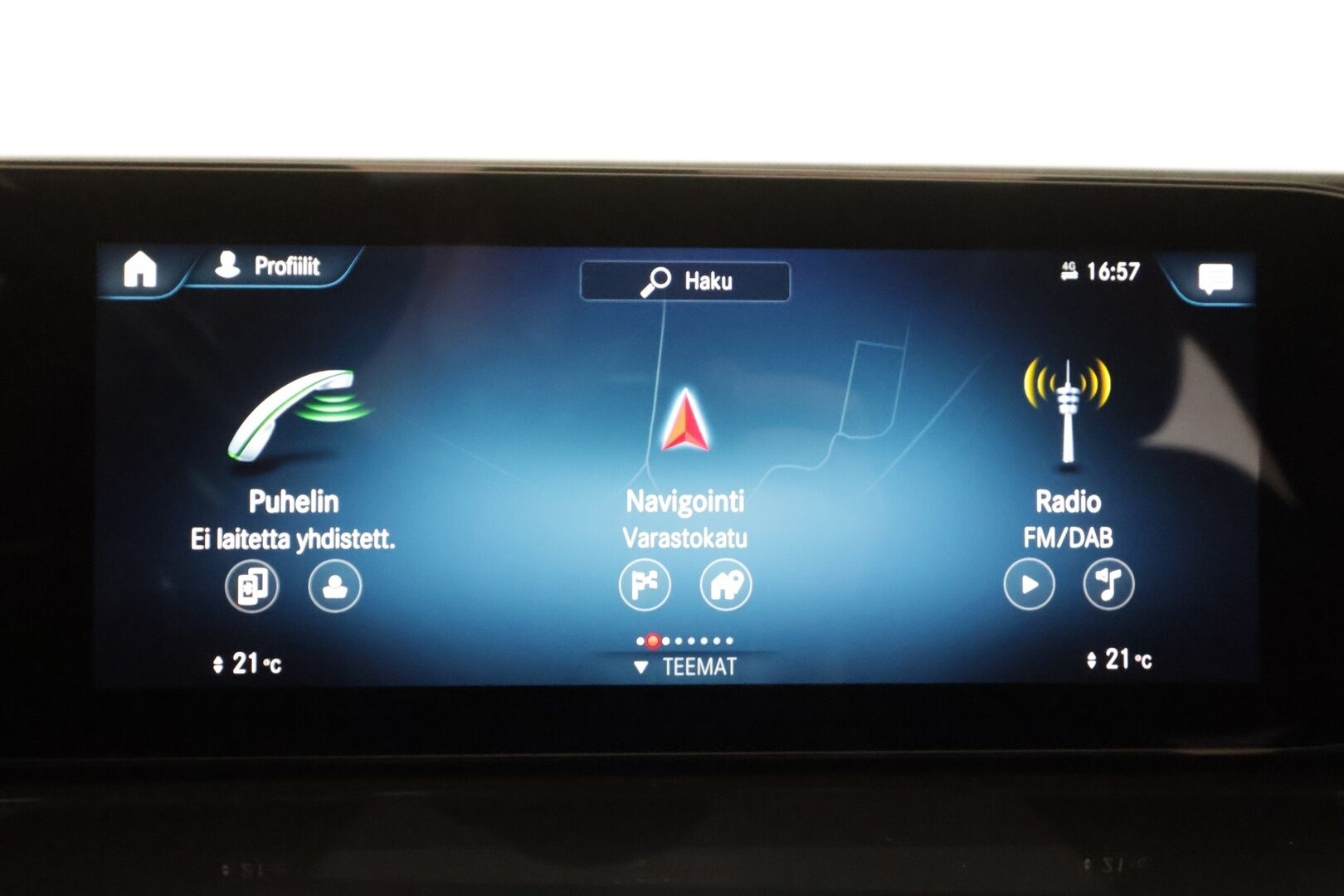 Mercedes-Benz EQC 2022 400 4MATIC Business AMG - | Koukku | ILP | Widescreen | HUD | Distronic | Comfort-penkit Muistilla | 360 | Burmester | Lasikattoluukku | IHC+ | Katveavustin | Navi | Keyless | 2x Latauskaapelit | Kahdet renkaat | Suomi-auto |
