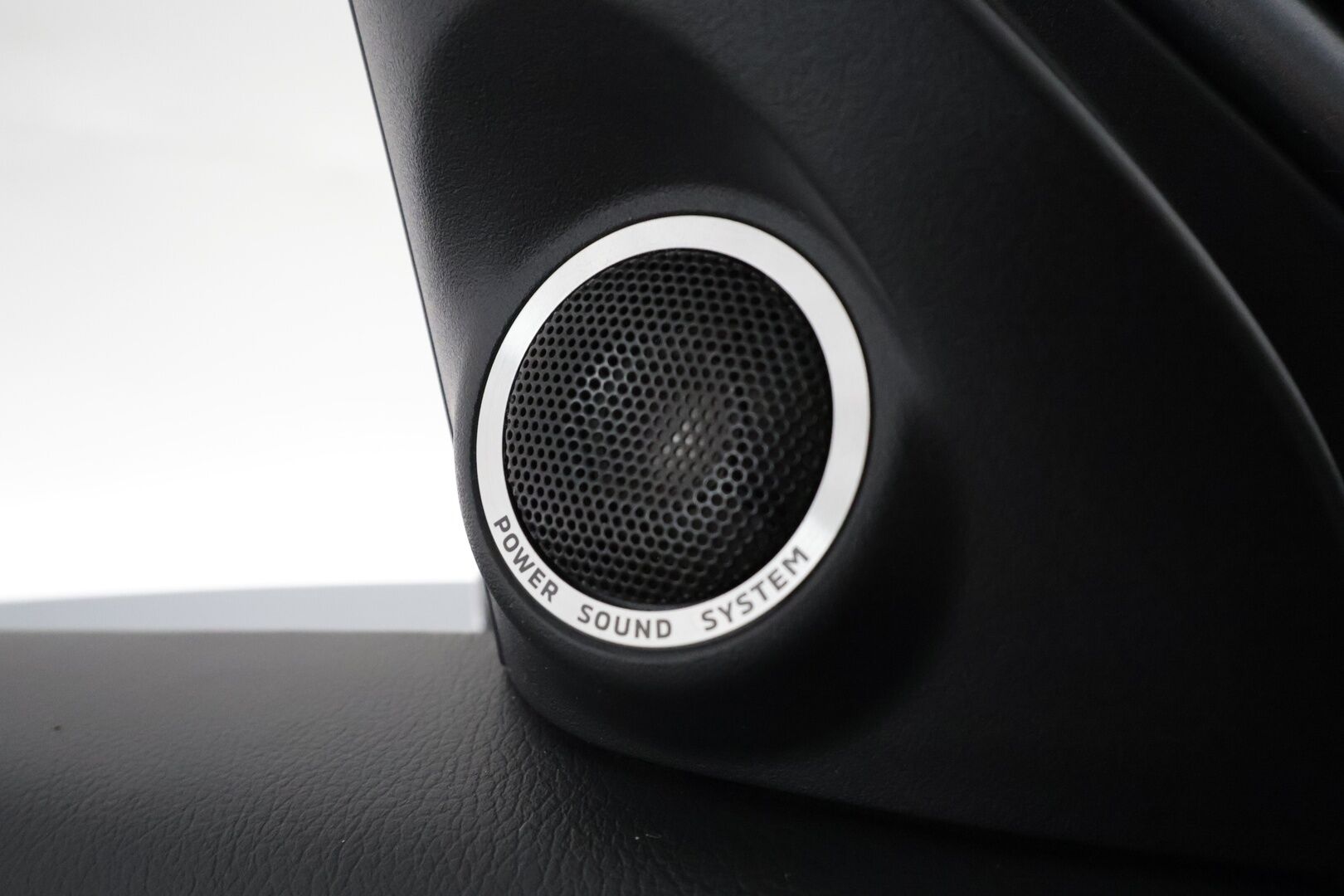 Mitsubishi OUTLANDER PHEV 2020 2.4 PHEV 4WD Business X **Power Sound System / Koukku / ACC / LED / 360° / Timanttinahat / Kaistavahti / KeylessGO - Kahdet Renkaat